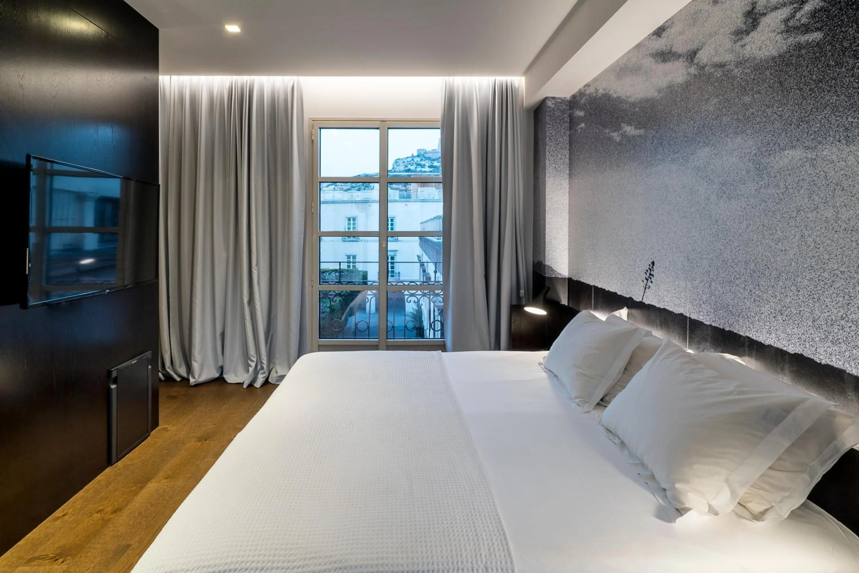 Photo of the whole room, Bed in Aire Hotel & Ancient Baths