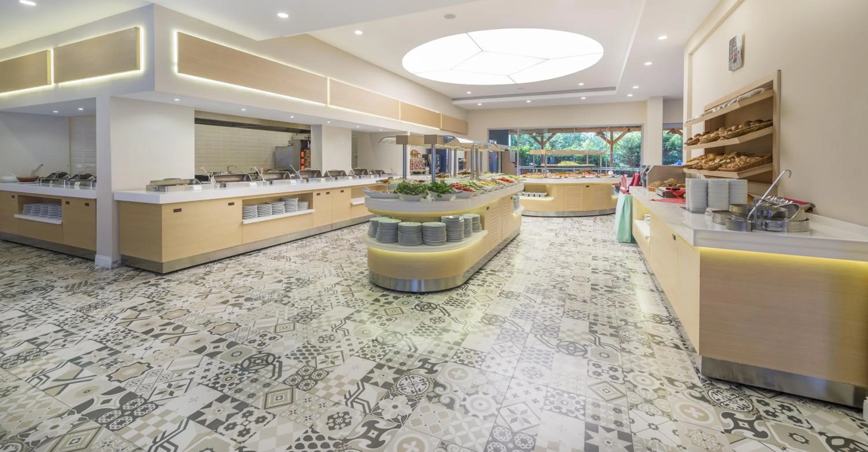 Food and drinks in Asdem Park Otel