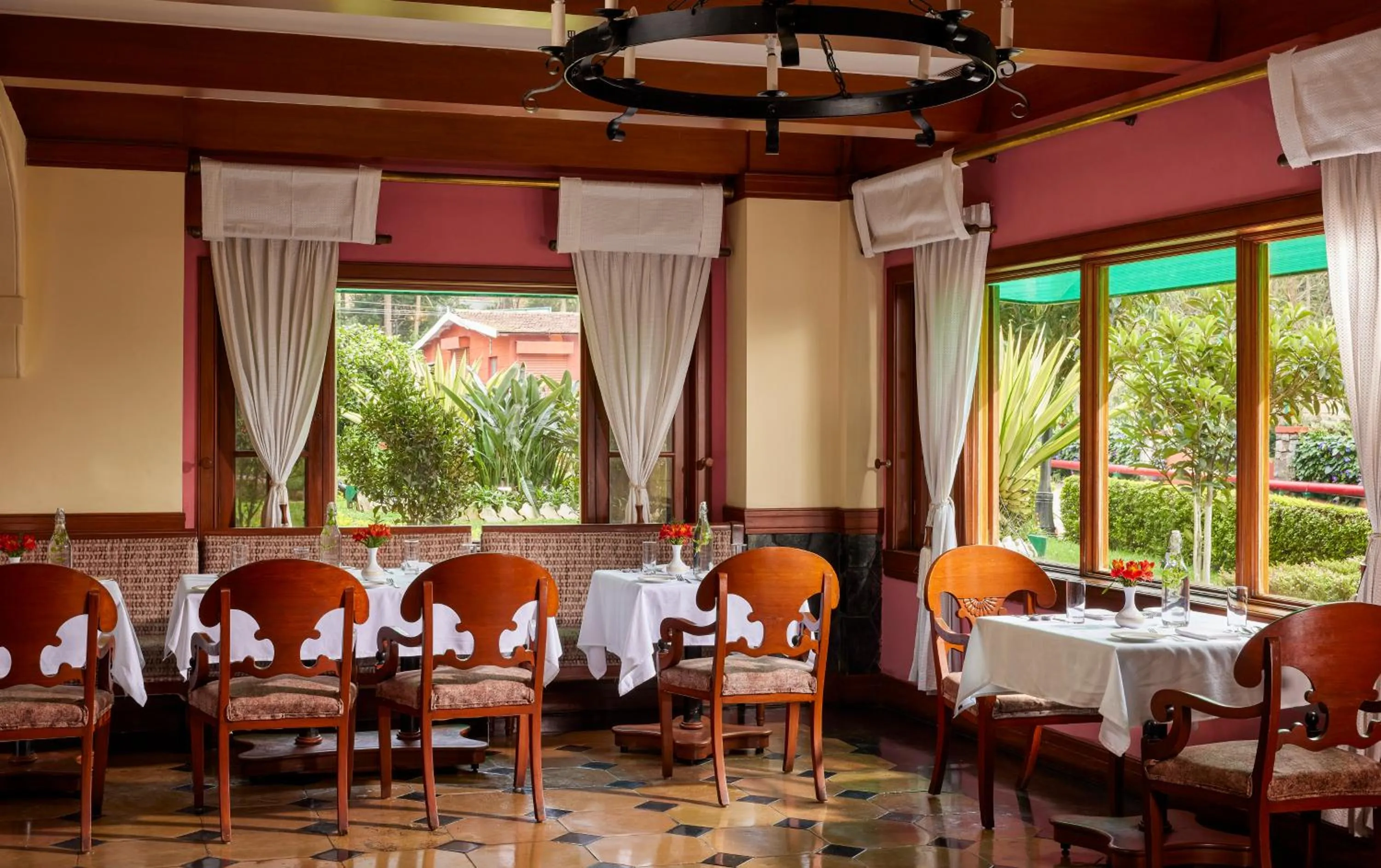 Restaurant/places to eat in Fortune Resort Sullivan Court, Ooty - Member ITC Hotels' Group