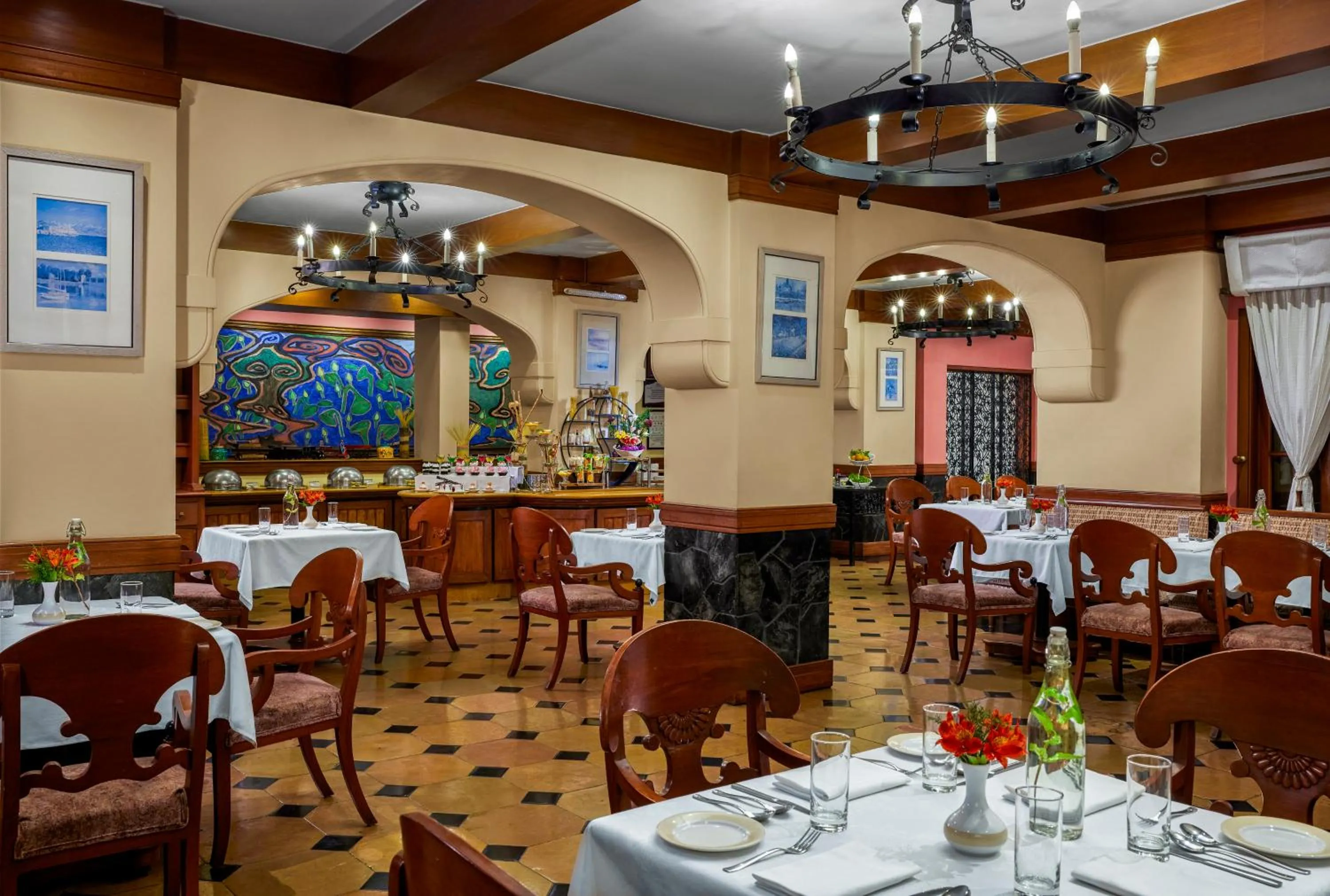 Restaurant/places to eat in Fortune Resort Sullivan Court, Ooty - Member ITC Hotels' Group