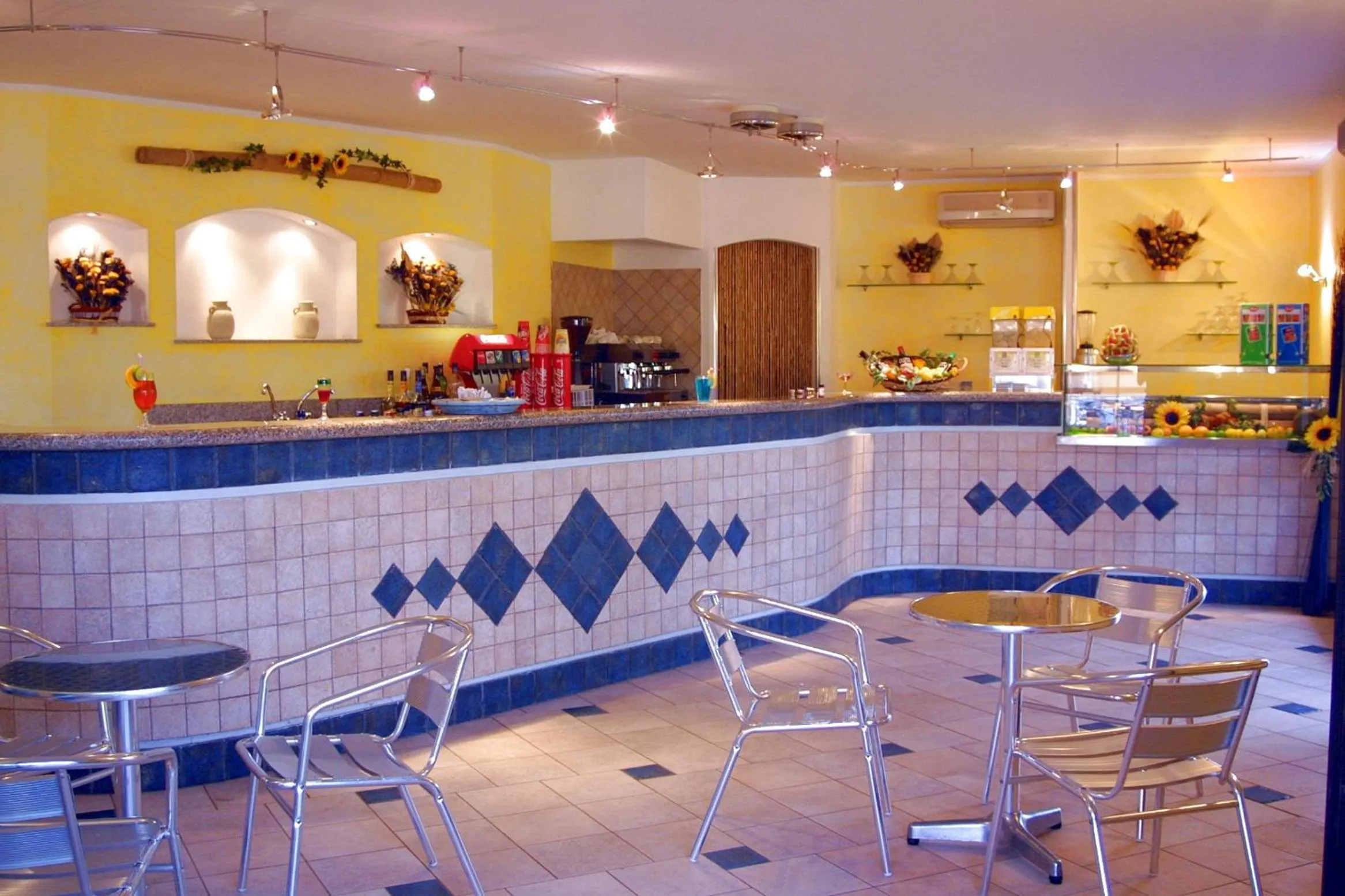 Restaurant/places to eat in Club Hotel Residence Baiaverde