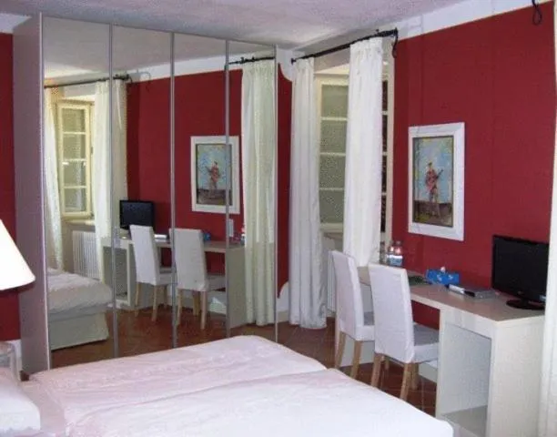 TV and multimedia, Bed in Hotel Casa Arizzoli