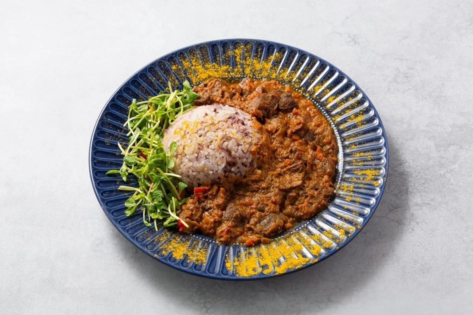 Restaurant/places to eat in Material