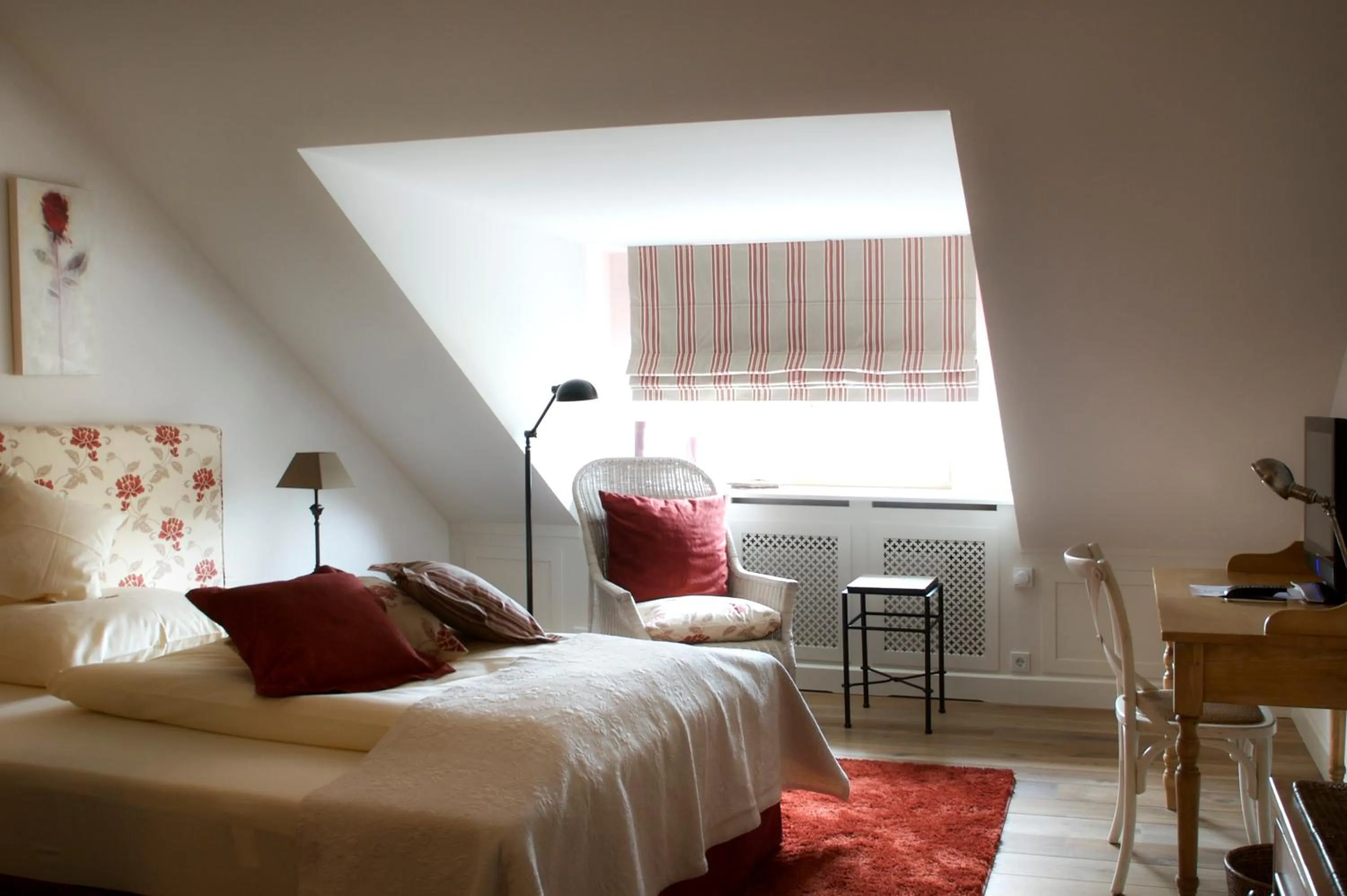 Photo of the whole room, Bed in Gerber Park Hotel