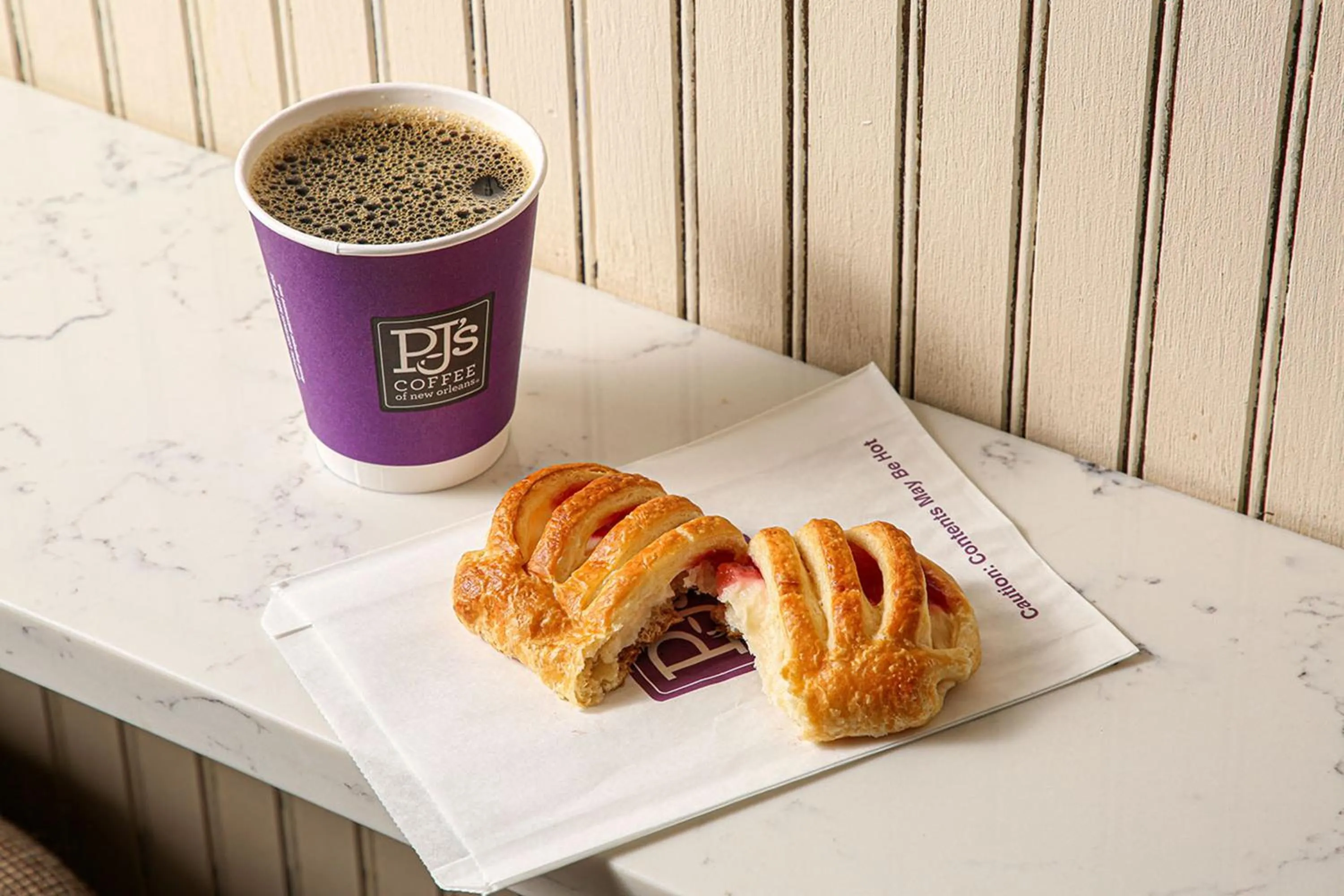 Coffee/tea facilities in DoubleTree by Hilton New Orleans
