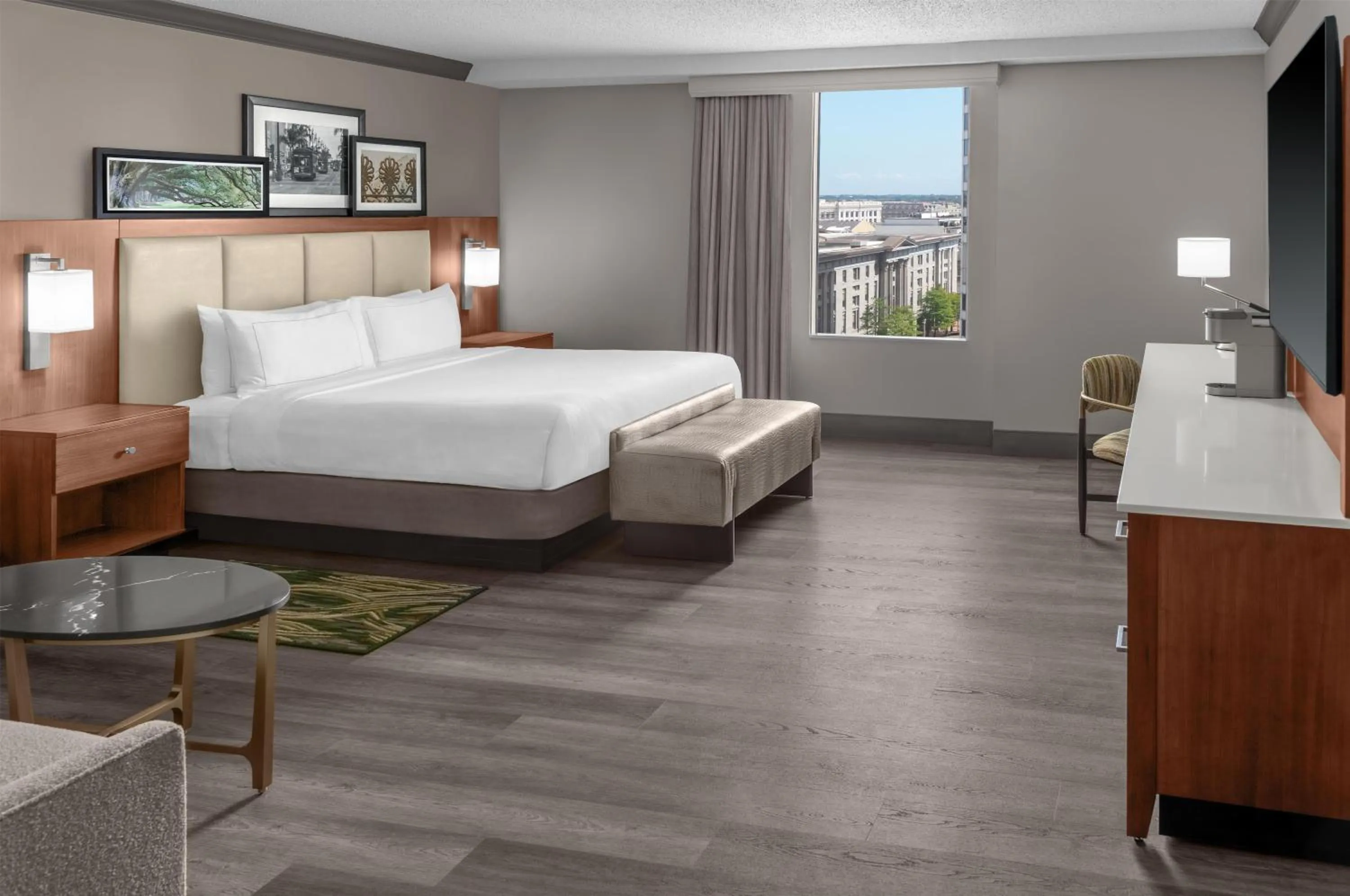 Bed in DoubleTree by Hilton New Orleans