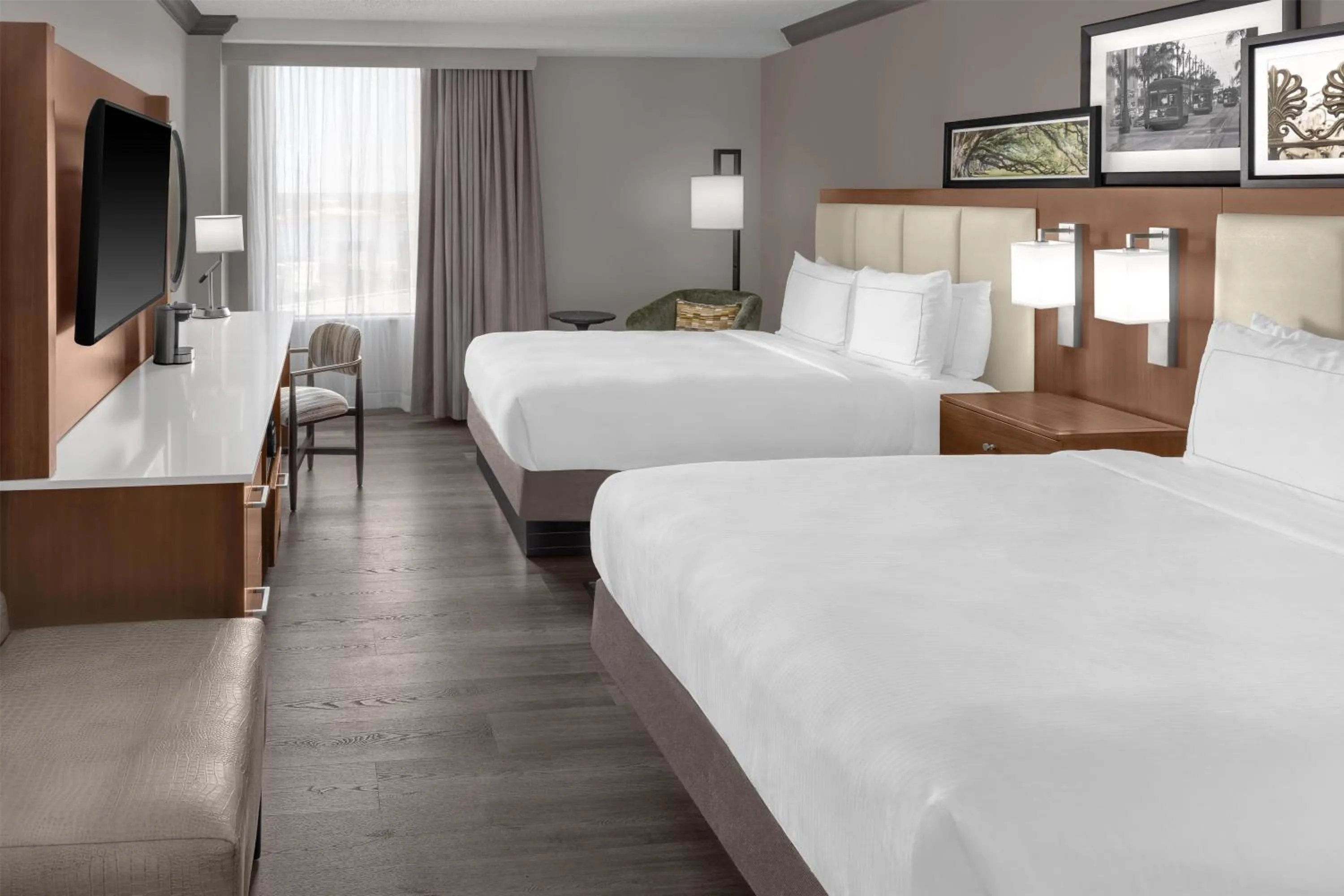 Bed in DoubleTree by Hilton New Orleans