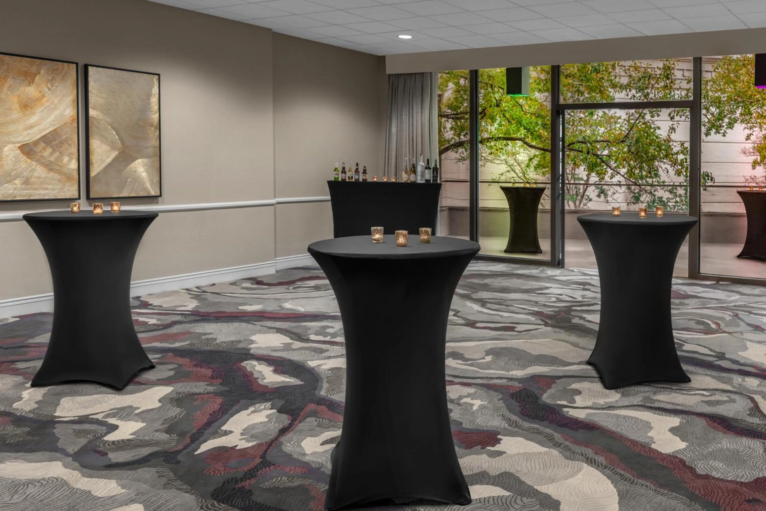 Meeting/conference room in DoubleTree by Hilton New Orleans