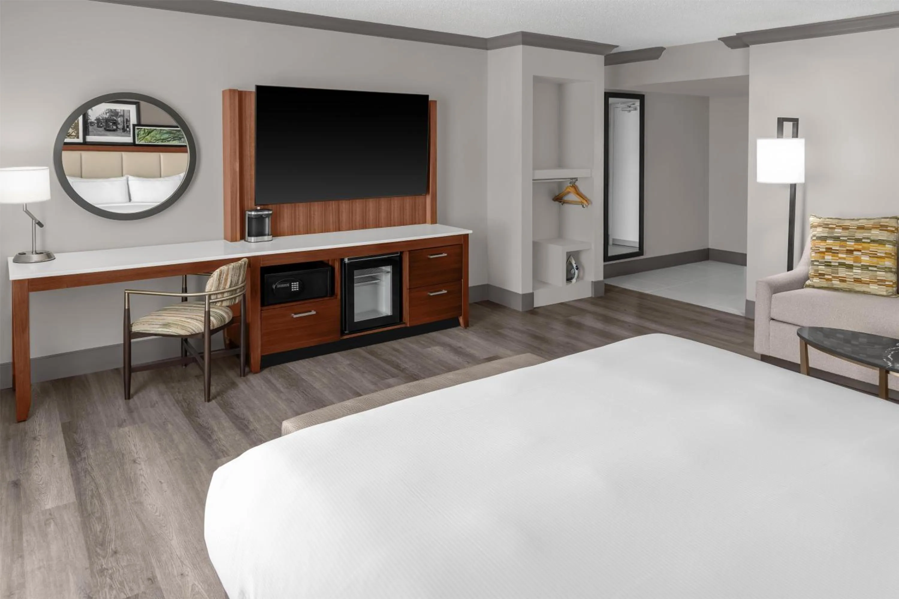 Bed in DoubleTree by Hilton New Orleans