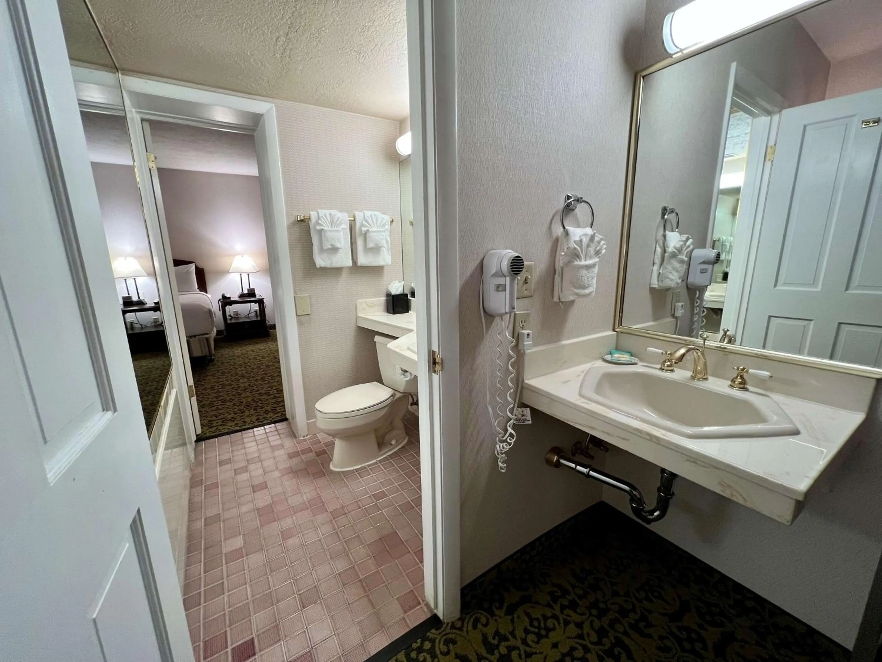 Bathroom in Salt Lake Plaza Hotel SureStay Collection by Best Western