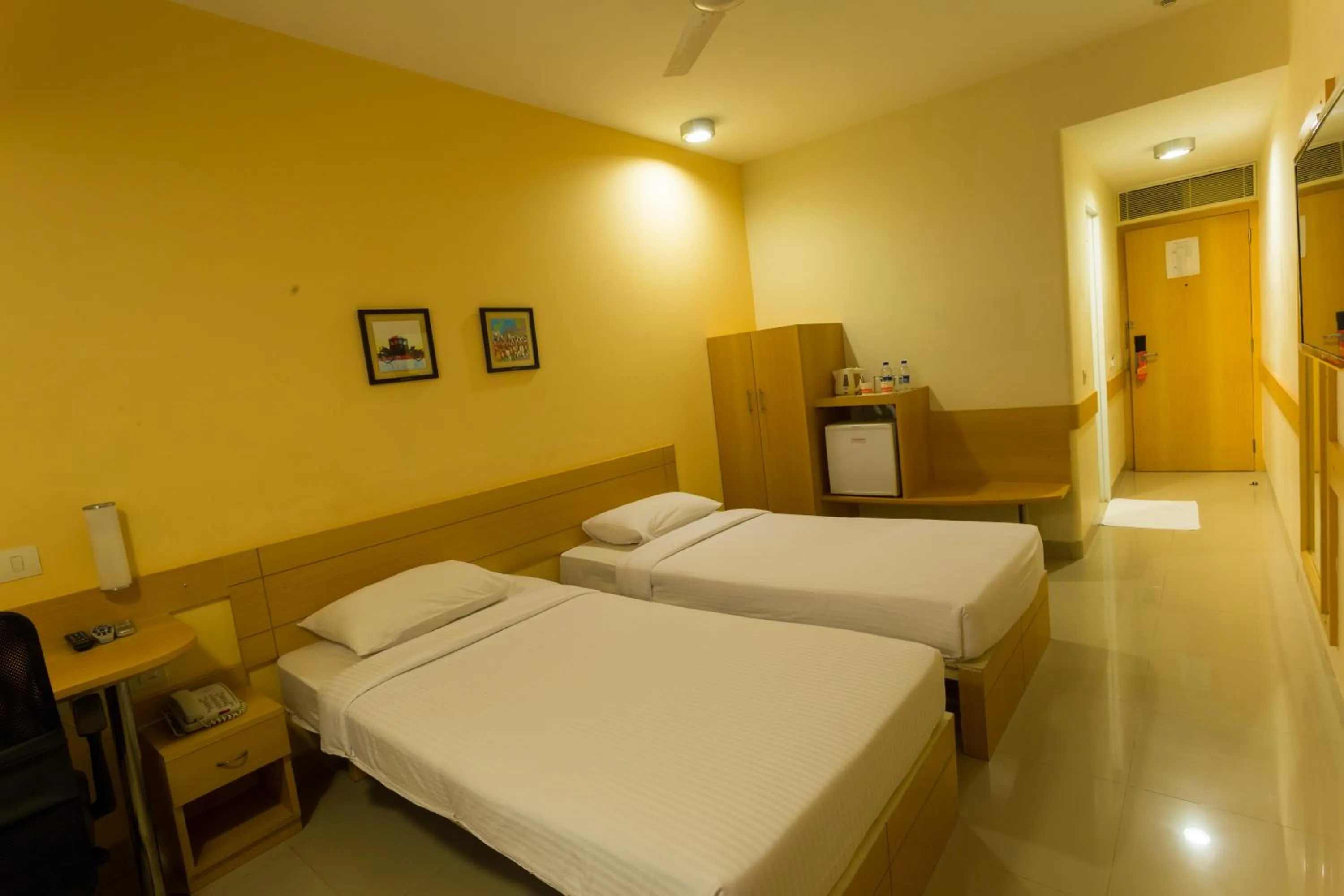 Photo of the whole room, Bed in Ginger Mysore