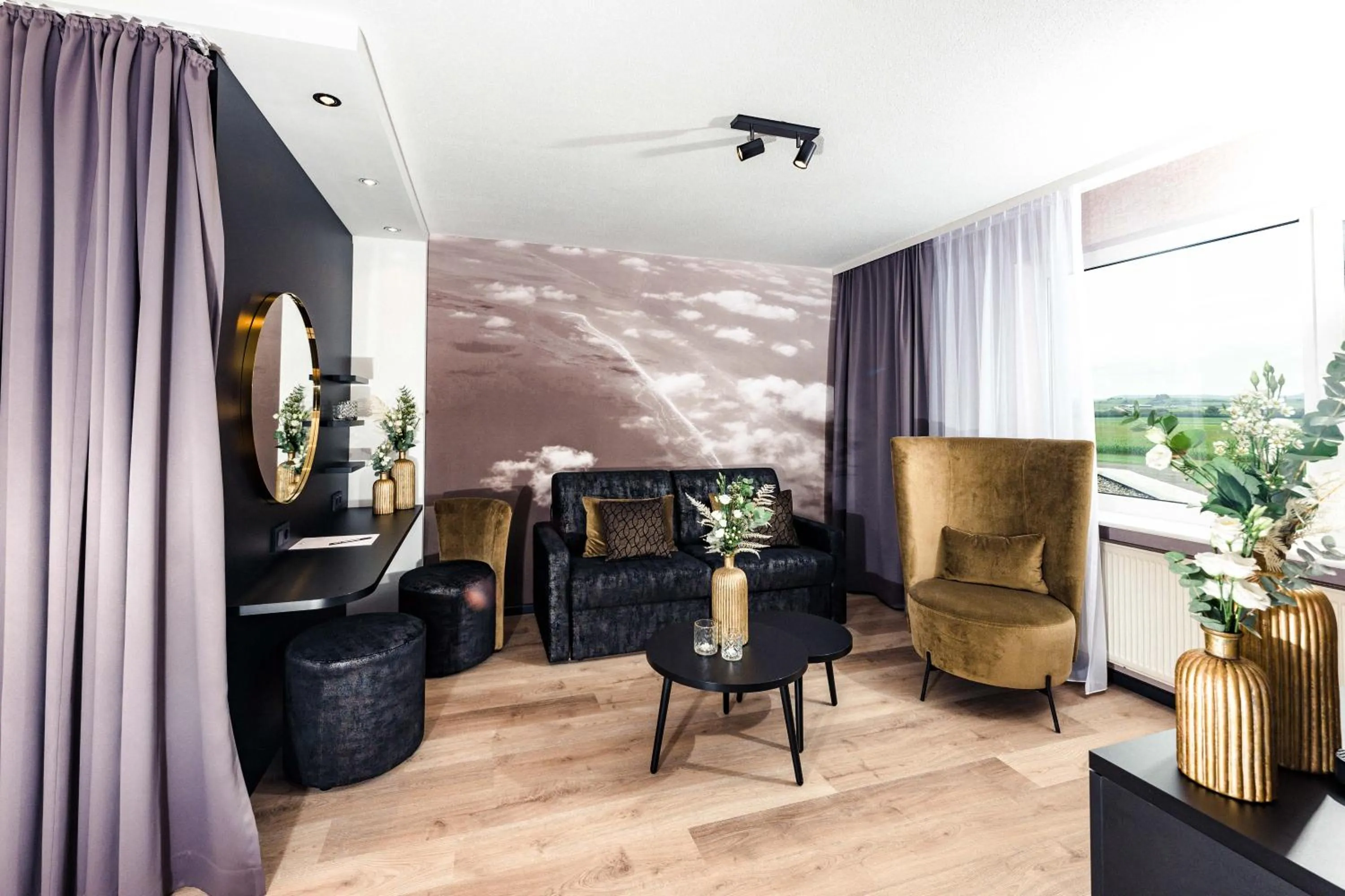 Photo of the whole room in Concorde Hotel am Flugplatz