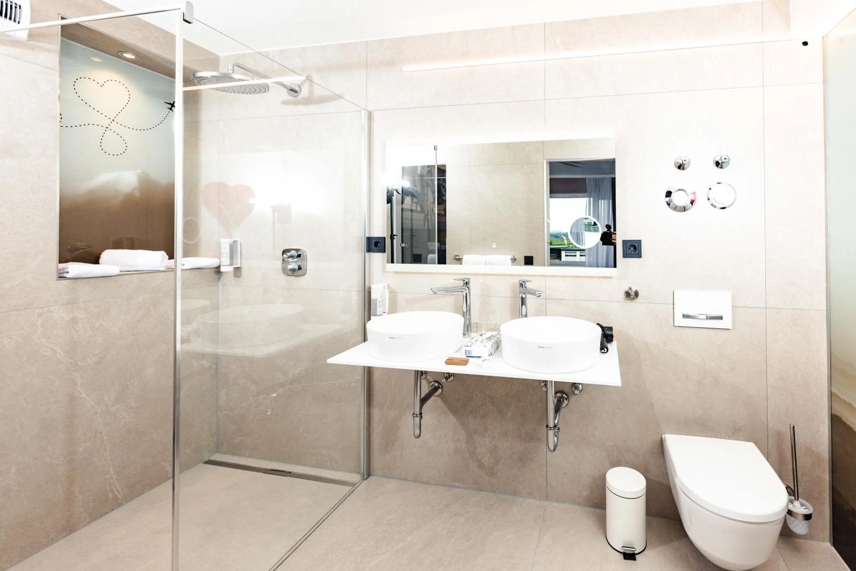 Bathroom in Concorde Hotel am Flugplatz