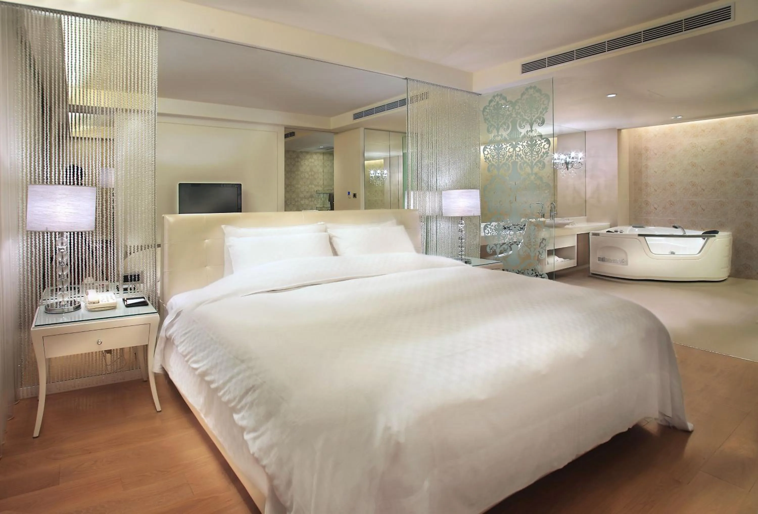 Photo of the whole room, Bed in The Crystal Resort Sun Moon Lake