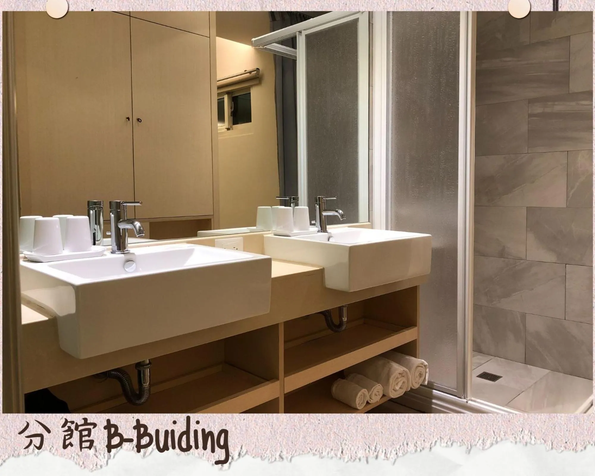 Photo of the whole room in The Crystal Resort Sun Moon Lake