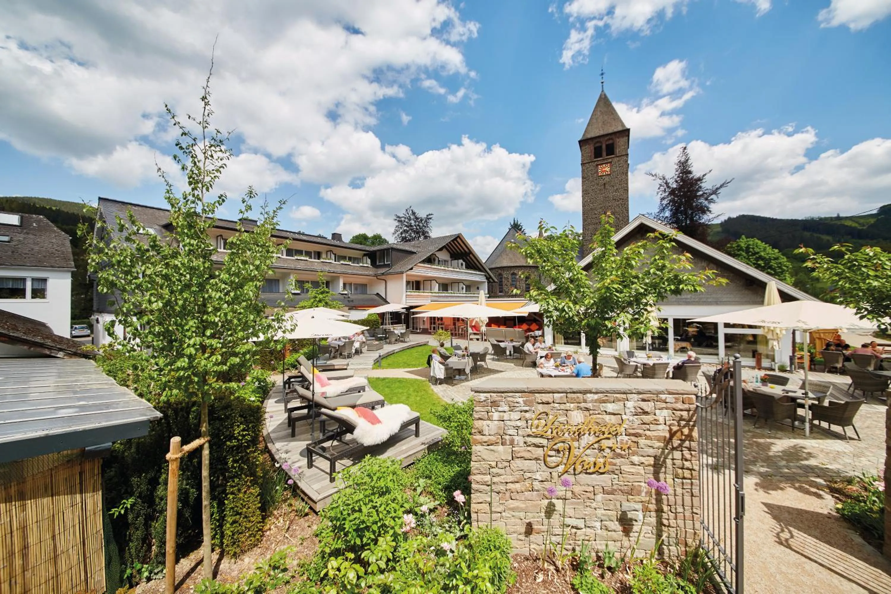 Patio in Landhotel Voss im TalVital