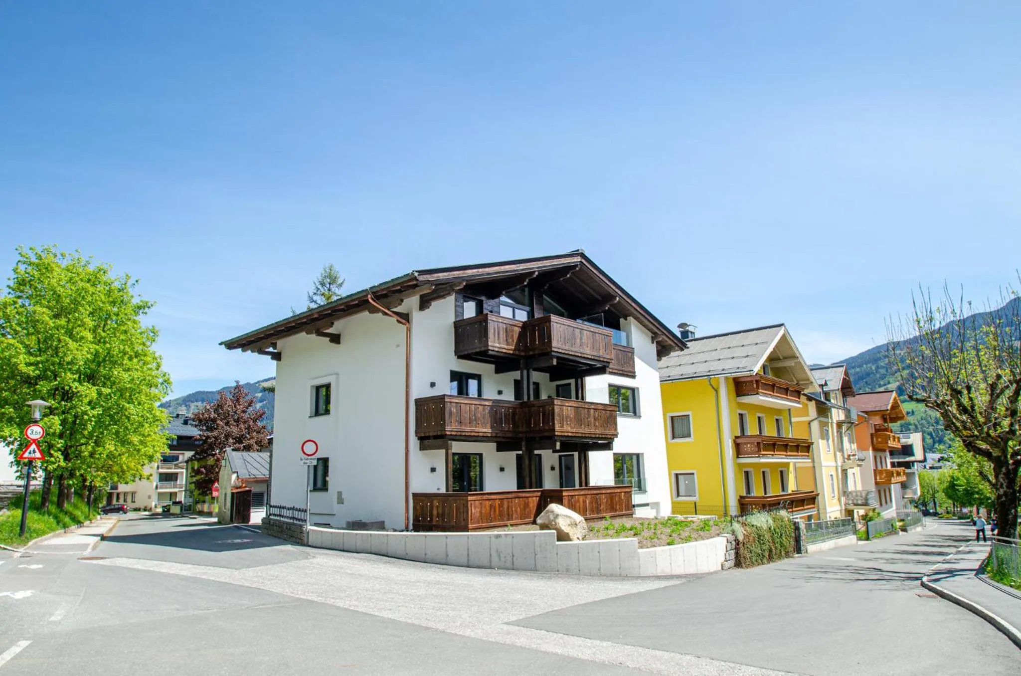 Facade/entrance in Finest Villa Zell am See by All in One Apartments incl SUMMER CARD