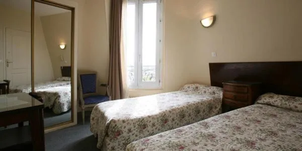 Bed in Grand Hôtel De L'Europe