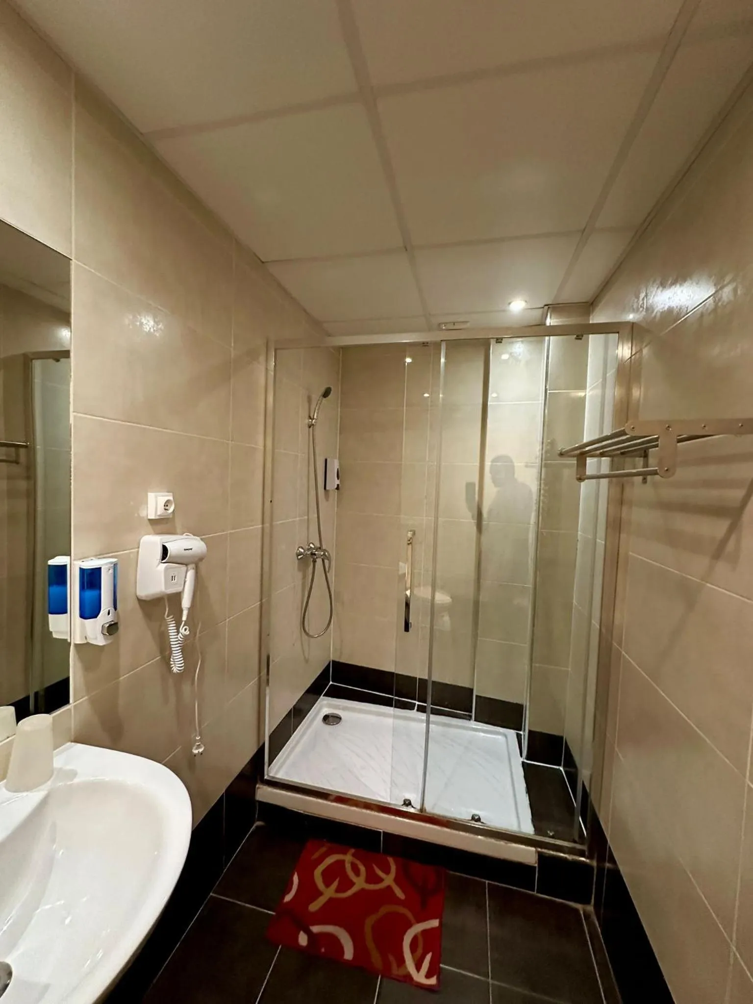 Bathroom in Grand Hôtel De L'Europe