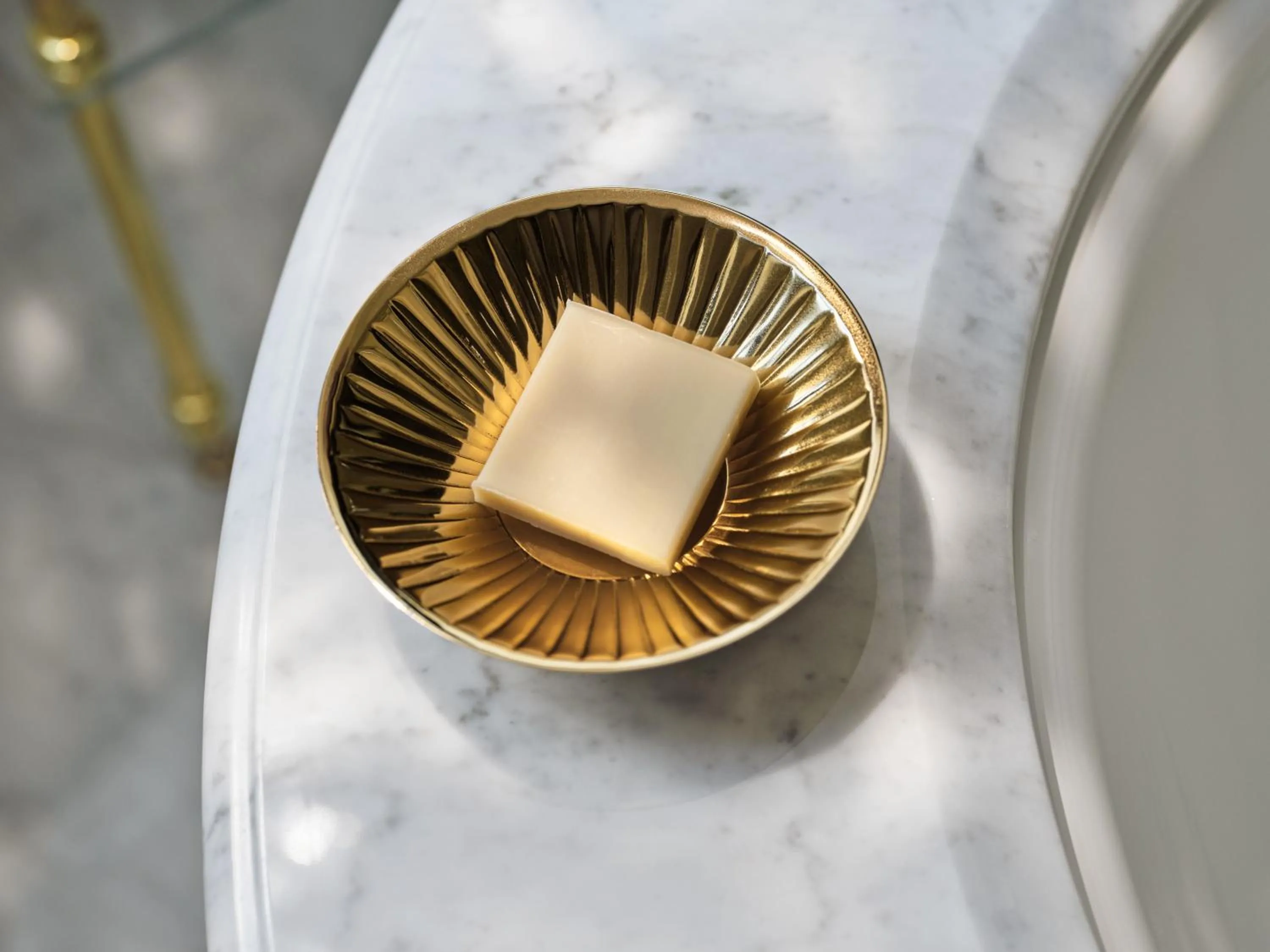 Bathroom in The Dorchester - Dorchester Collection