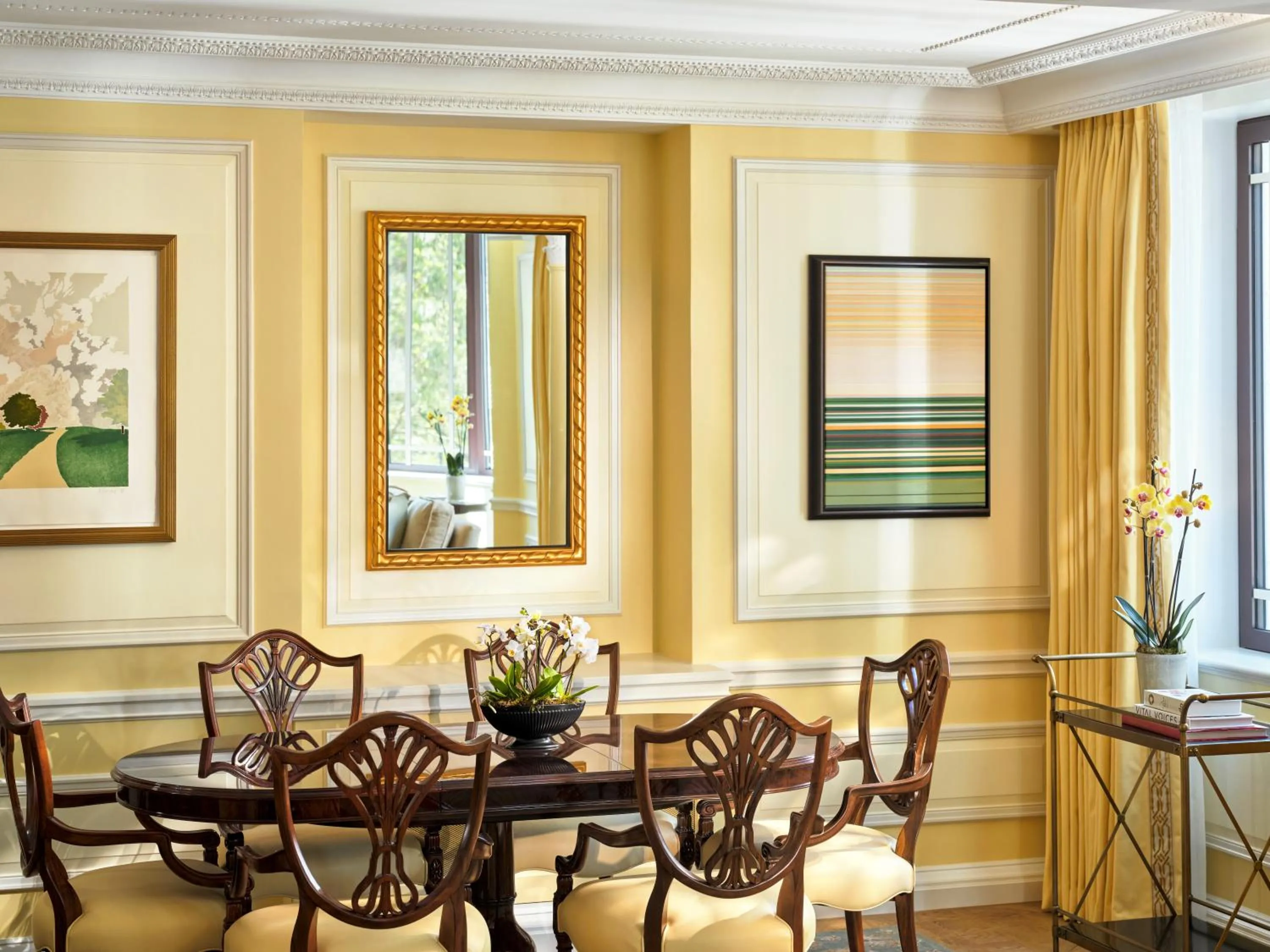 Dining area in The Dorchester - Dorchester Collection