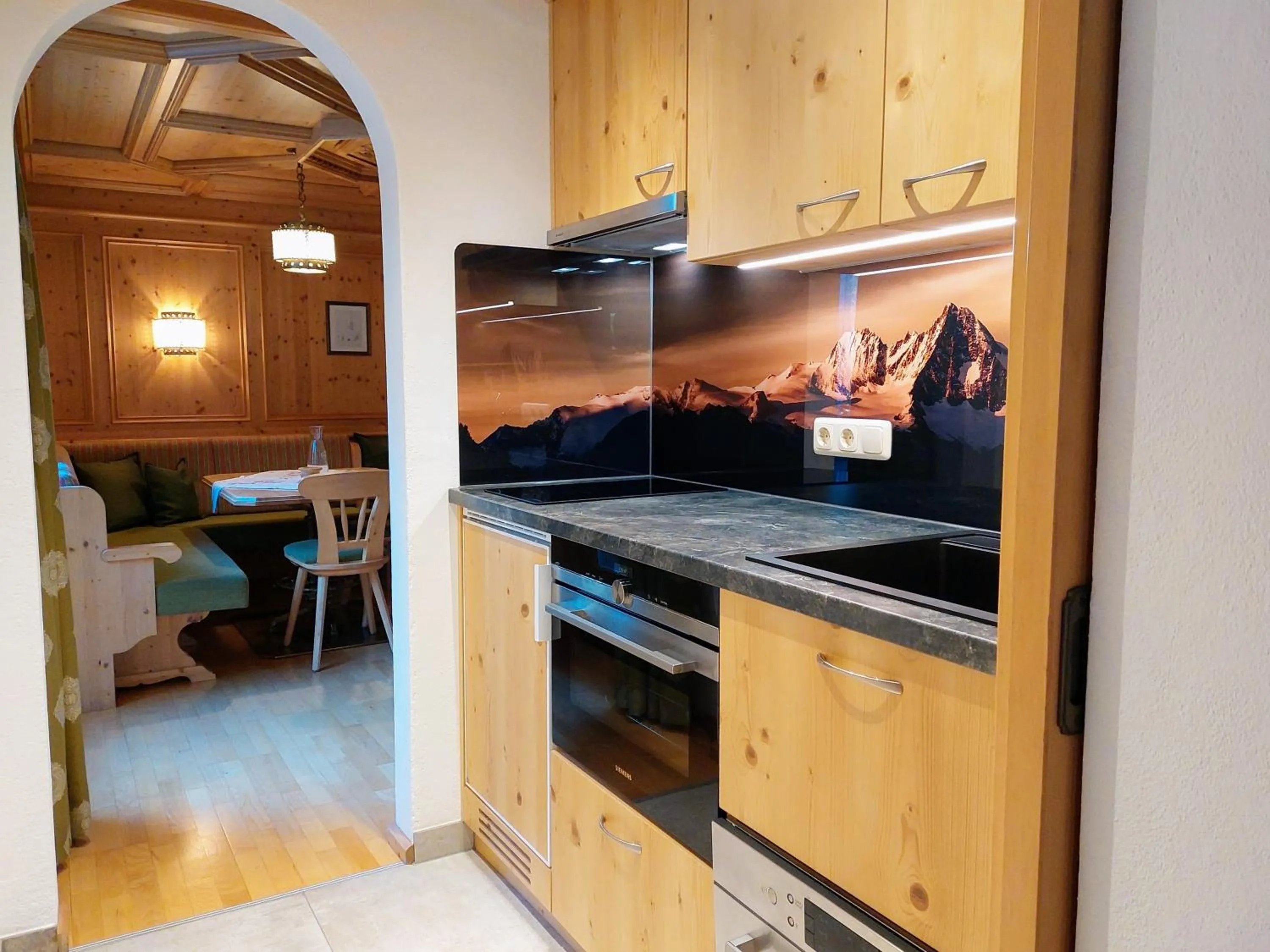 Kitchen or kitchenette in Haus Veidlis, Familie Obkircher