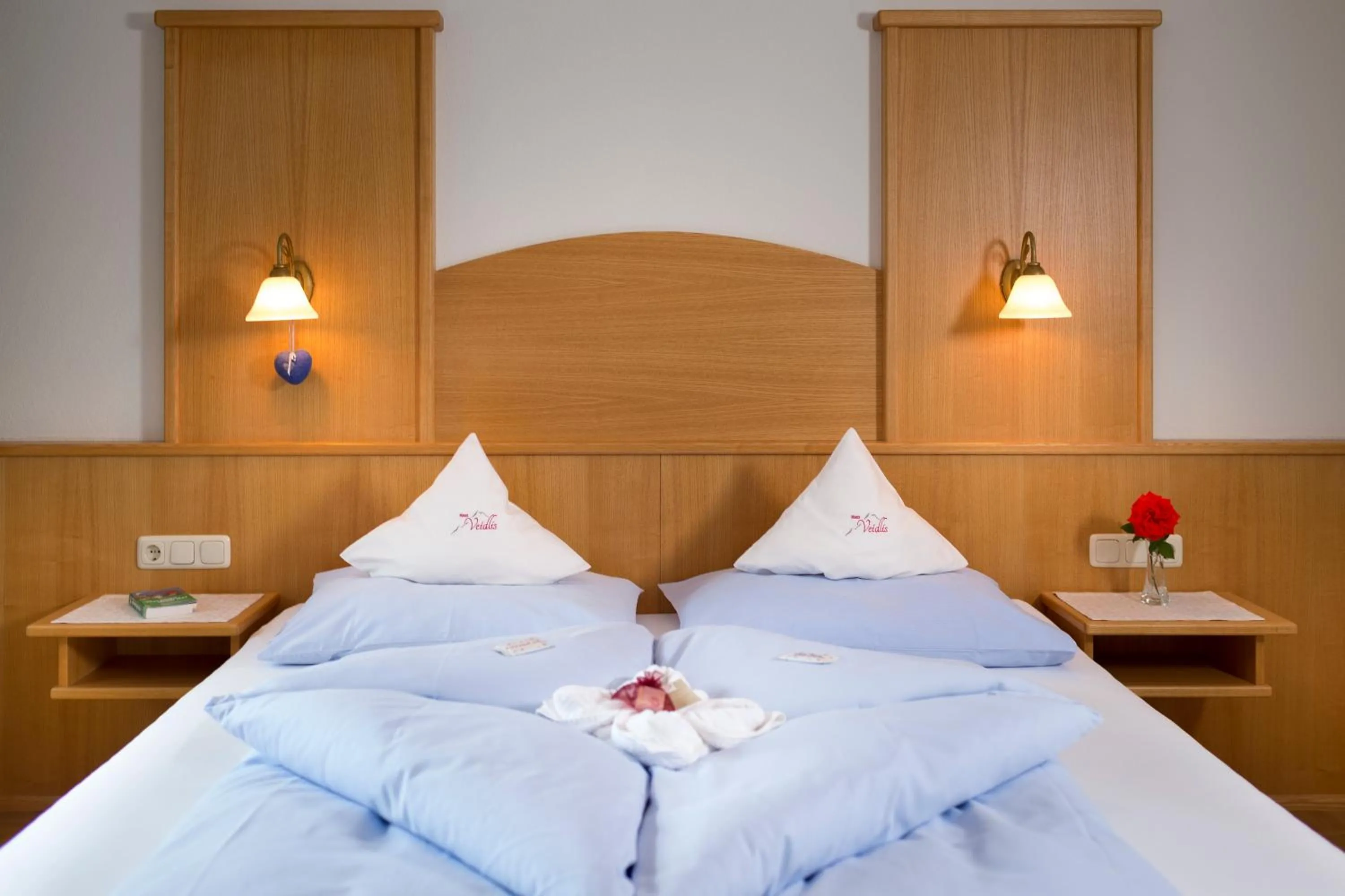 Bed in Haus Veidlis, Familie Obkircher