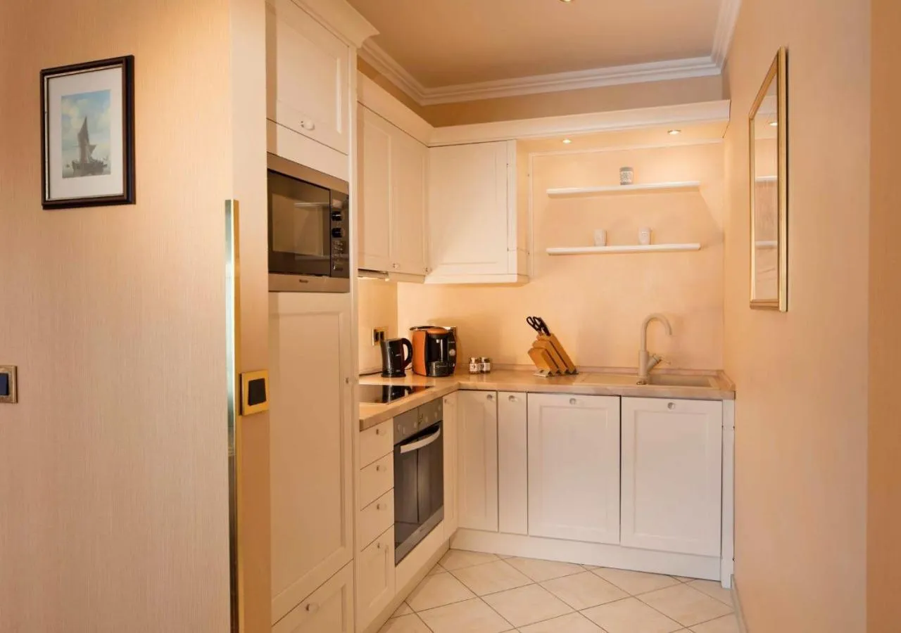 Kitchen or kitchenette in Hotel Gran BelVeder & Ostsee Therme Resort & Spa