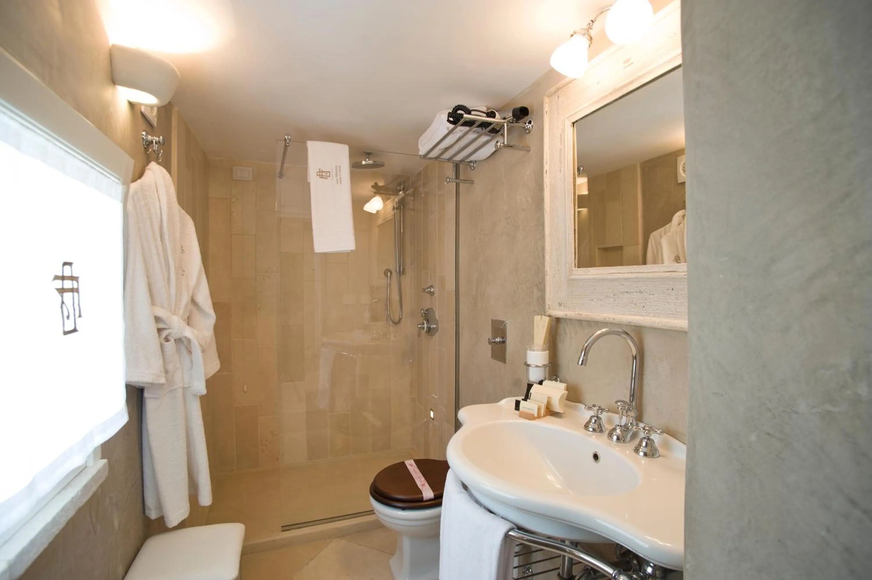 Bathroom in Hotel Don Ferrante