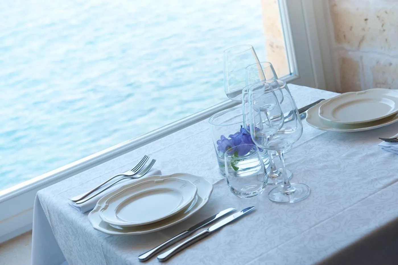 Restaurant/places to eat in Hotel Don Ferrante