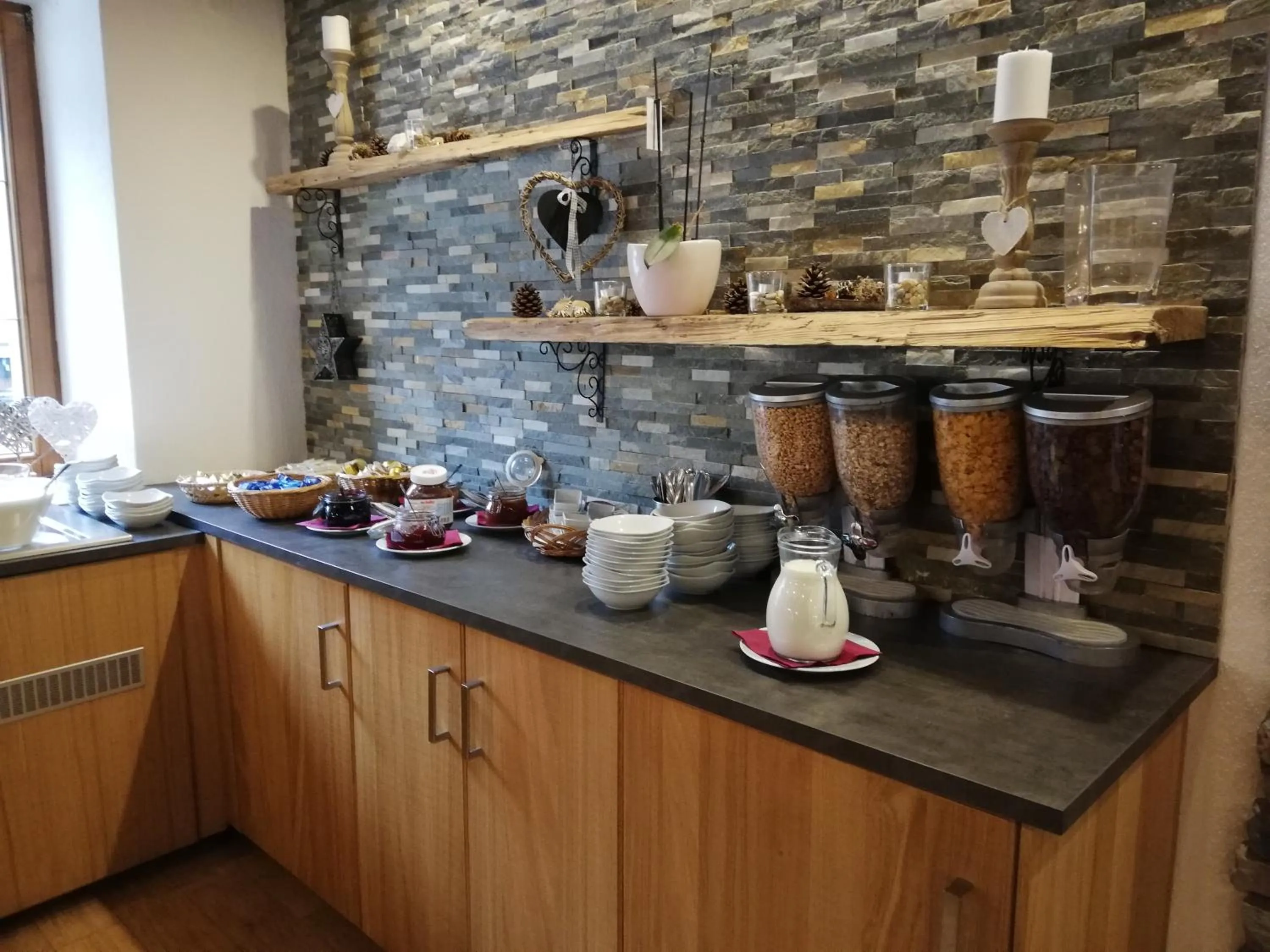 Breakfast in Gasthof Zellerstuben