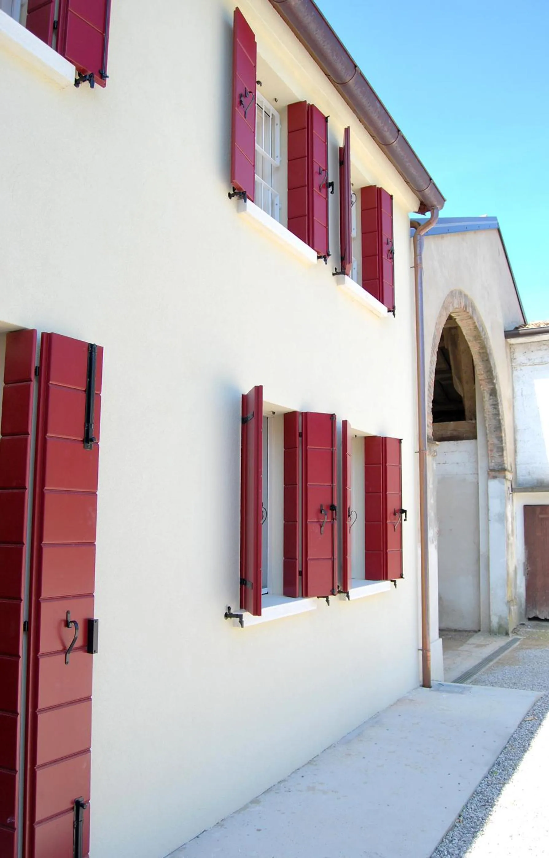 Property building in Burro e Marmellata