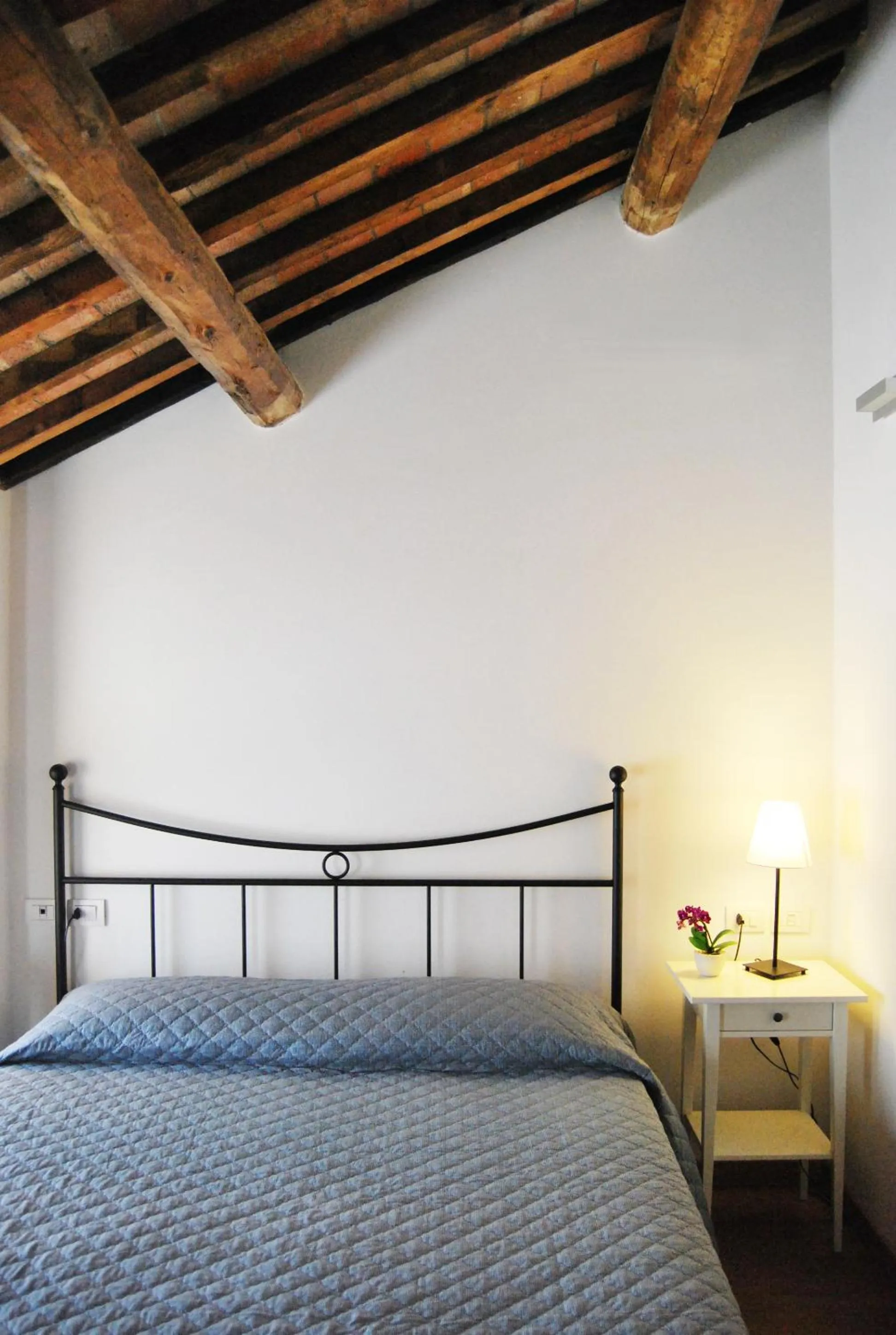 Bedroom, Bed in Burro e Marmellata