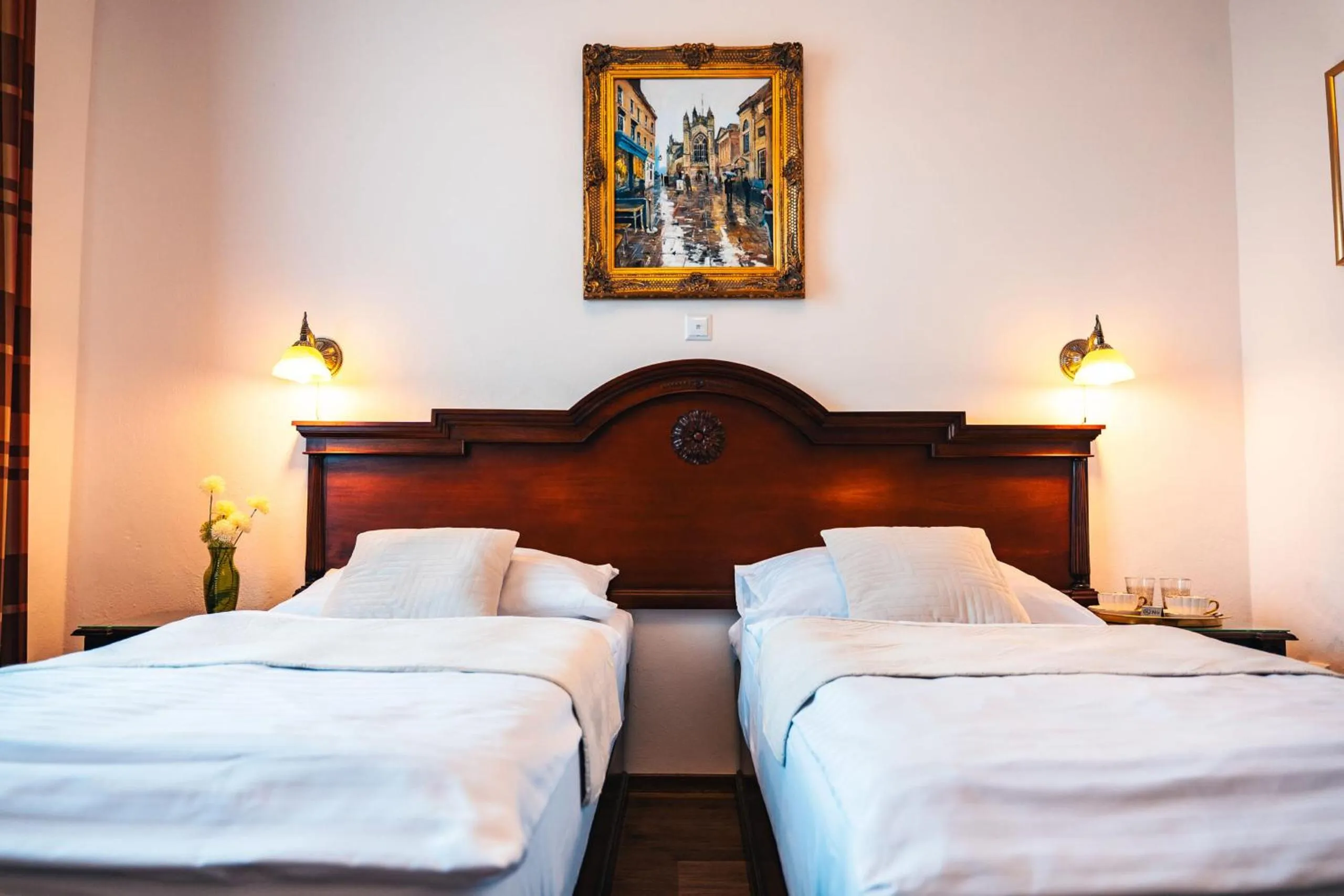 Bedroom, Bed in Hotel Grand