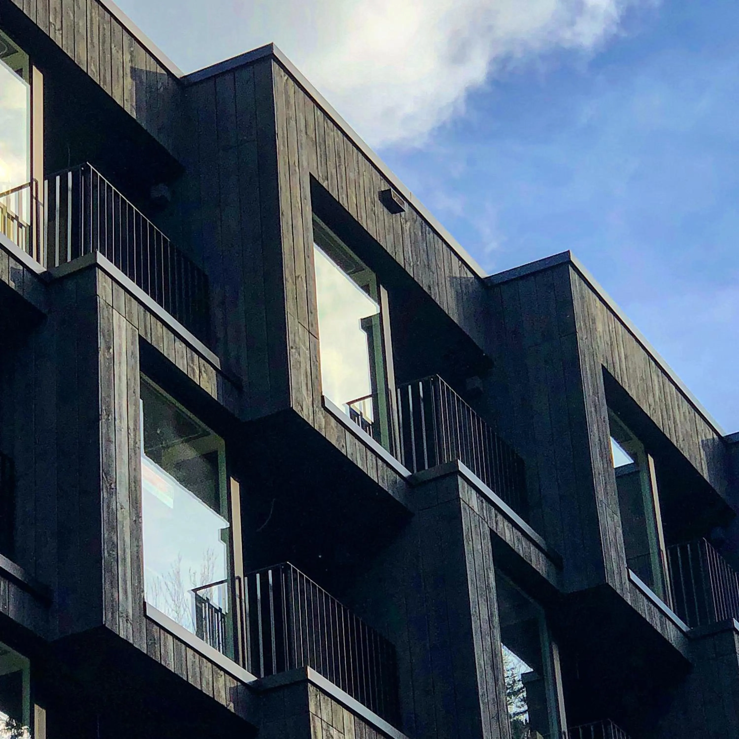 Facade/entrance in Fritz Lauterbad