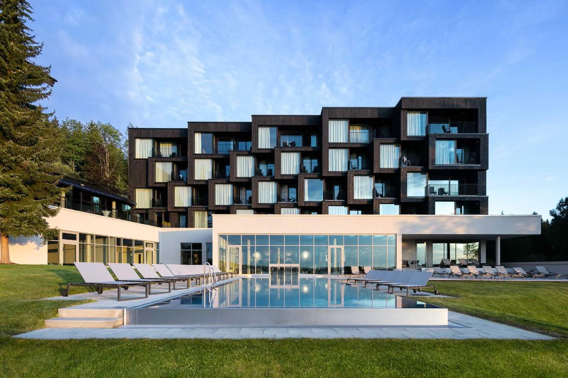 Property building in Fritz Lauterbad