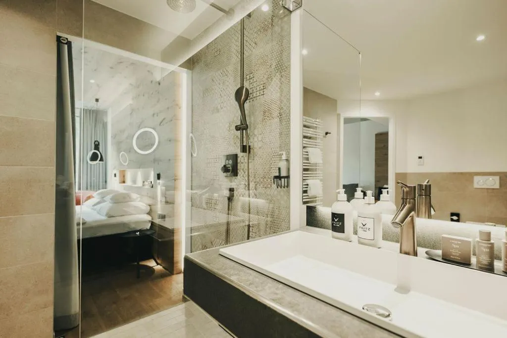 Shower, Bed in Fritz Lauterbad