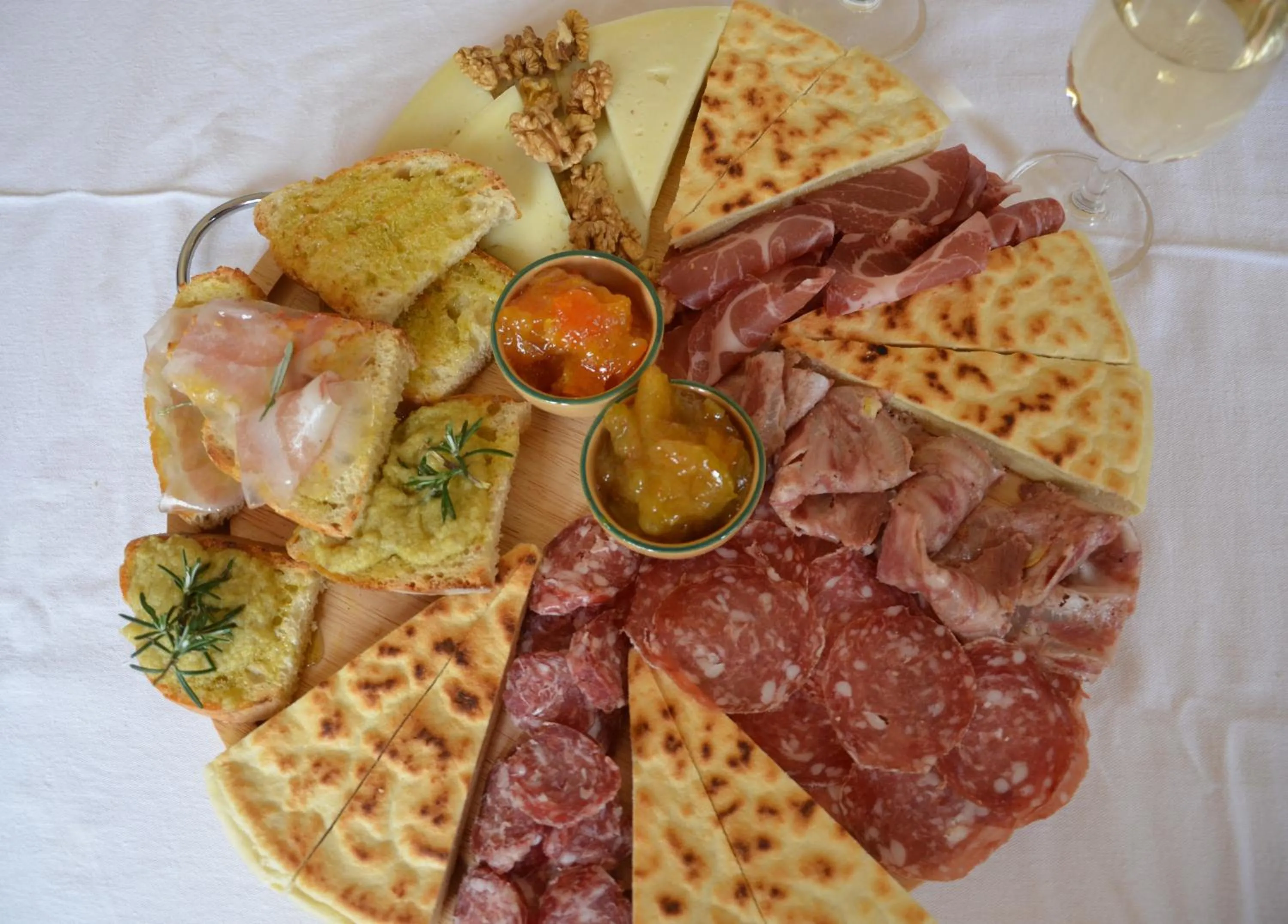 Restaurant/places to eat in Country House Nonna Rana