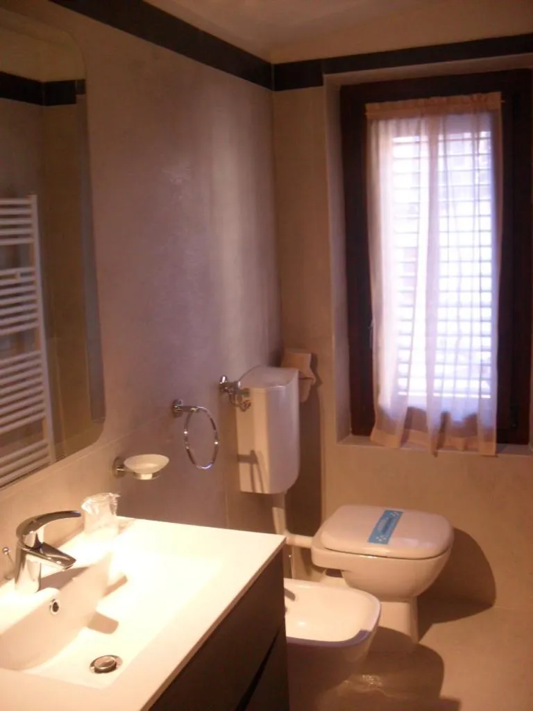 Toilet in Hotel Bristol