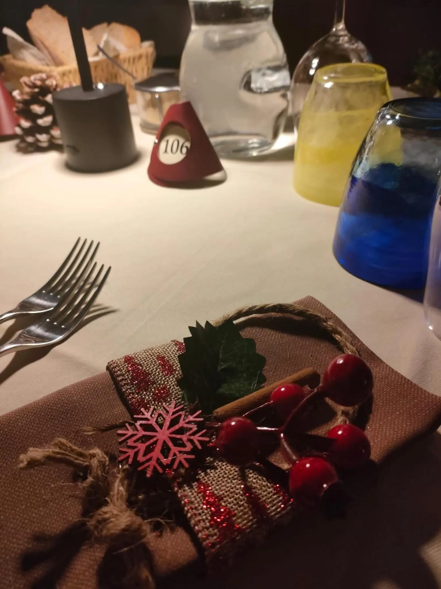 Restaurant/places to eat in Hotel Bristol