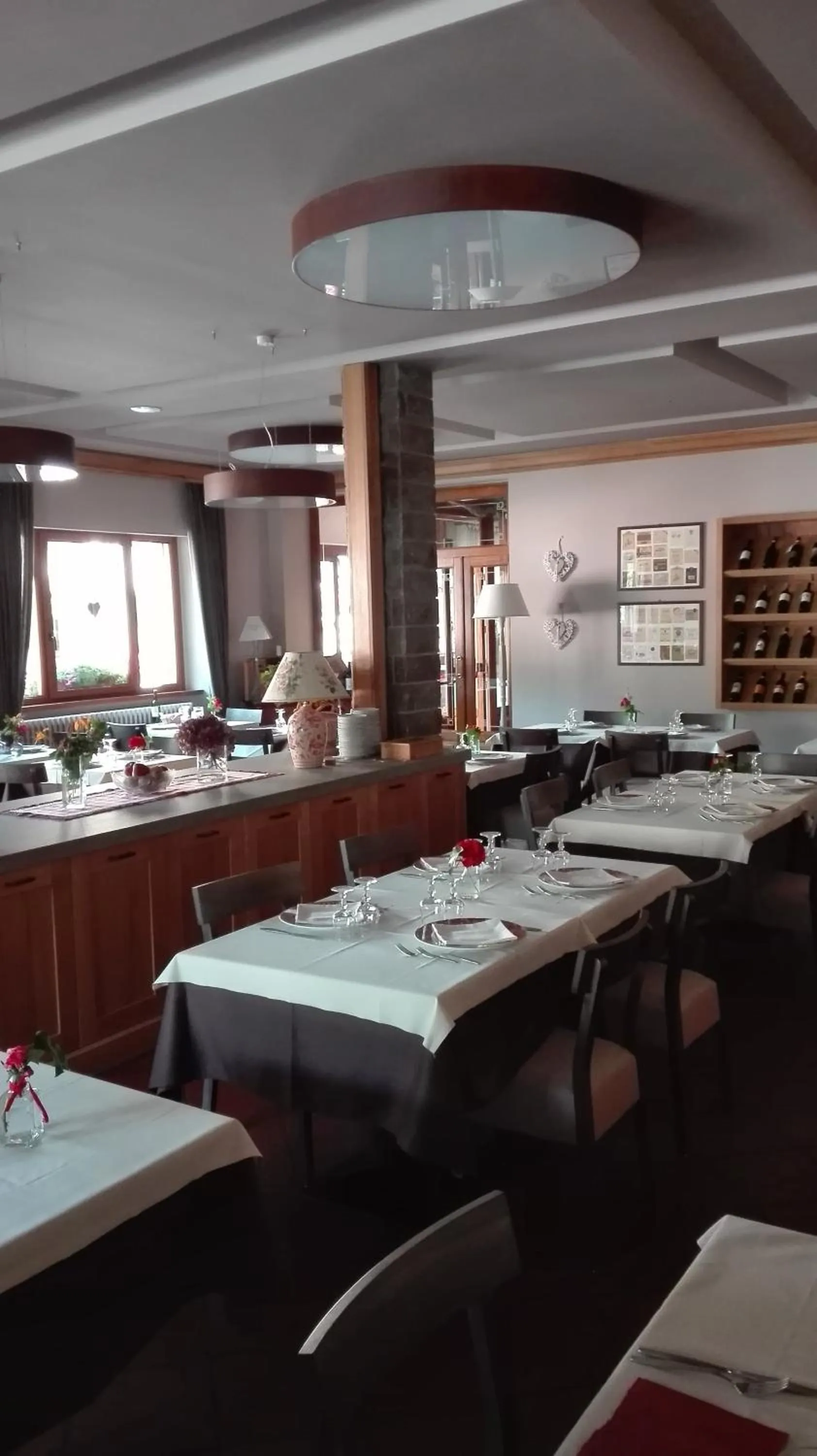 Restaurant/places to eat in Hotel Bristol