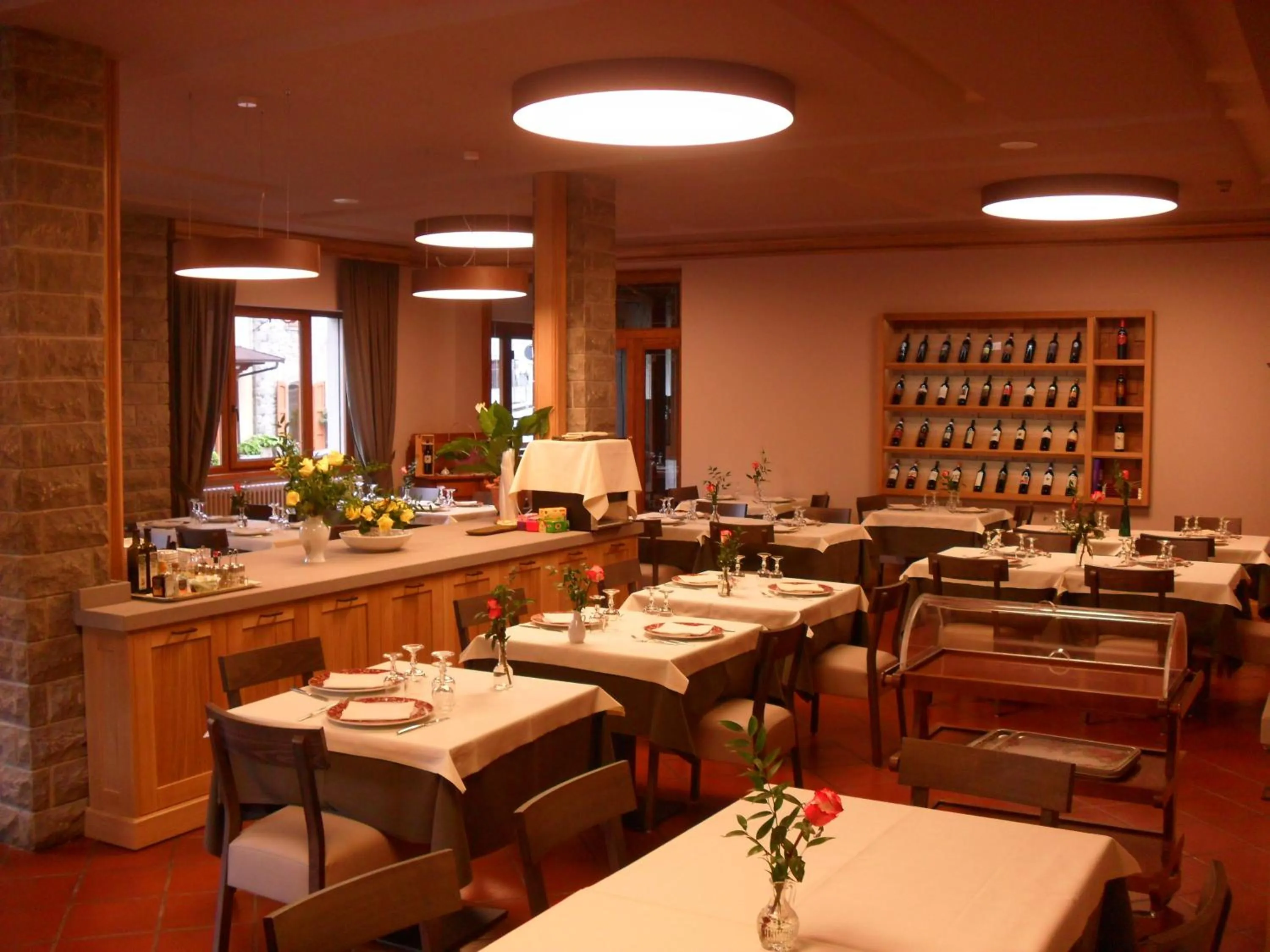 Restaurant/places to eat in Hotel Bristol