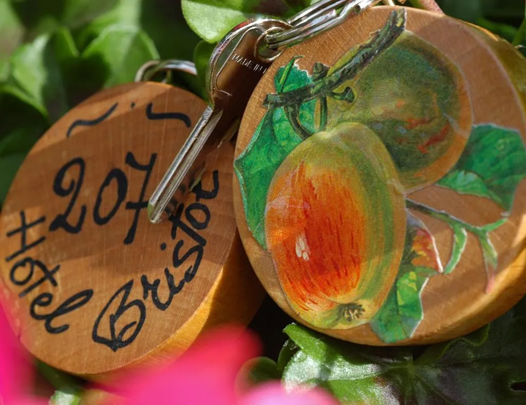 Decorative detail in Hotel Bristol