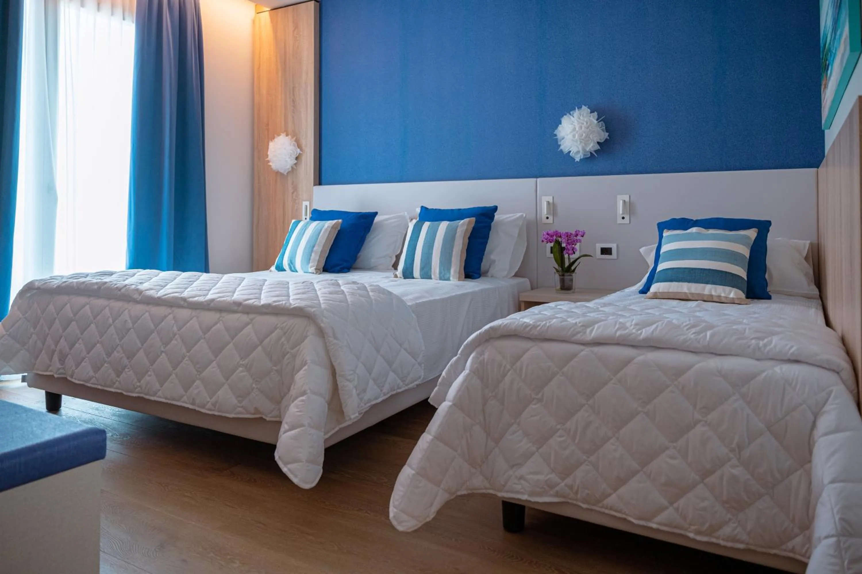 Photo of the whole room, Bed in Hotel Galassia Suites & Spa