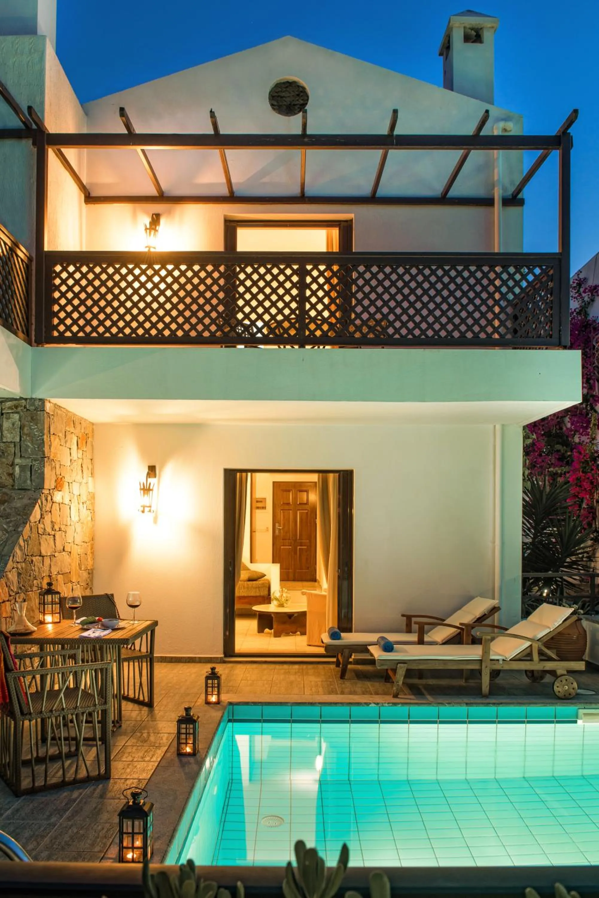 Facade/entrance in Hersonissos Maris