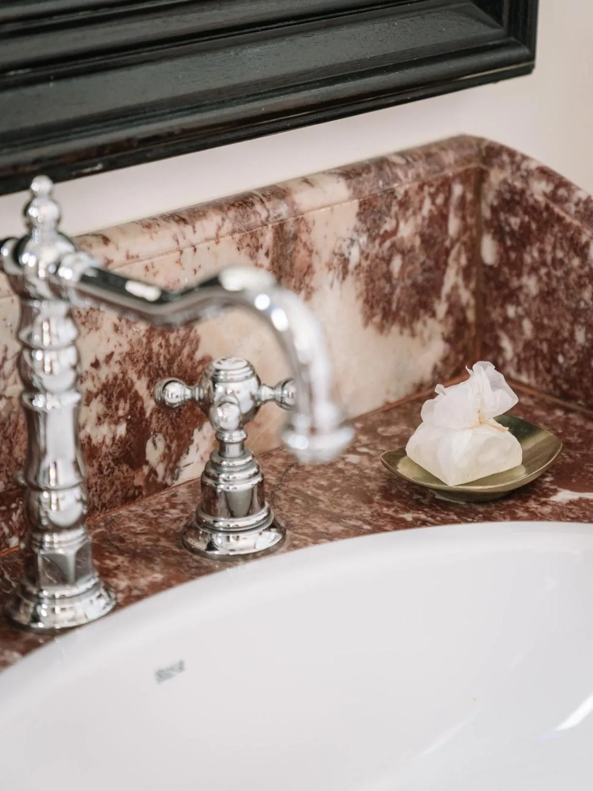 Bathroom in Heure Bleue Palais - Relais & Châteaux