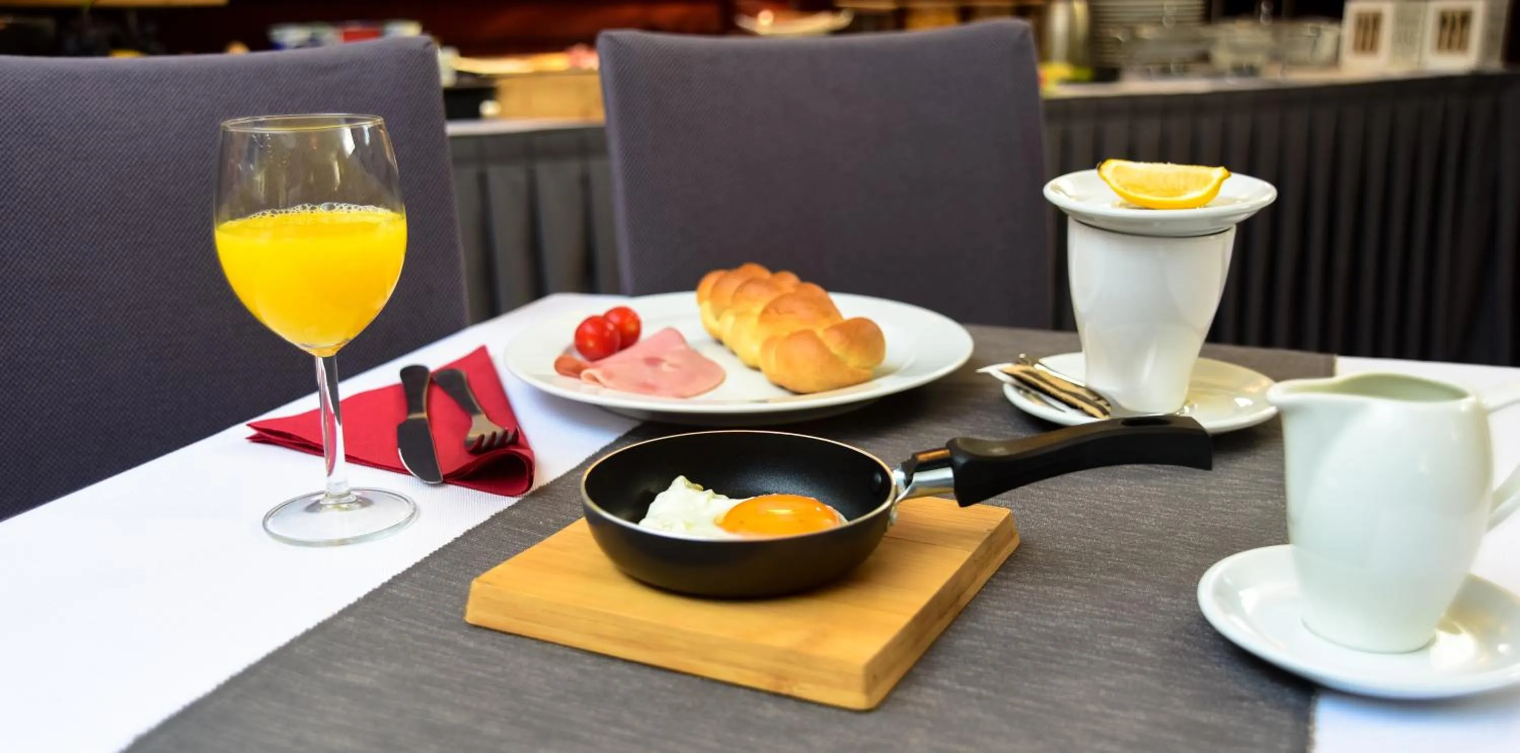 Food and drinks in Hotel Meridijan16