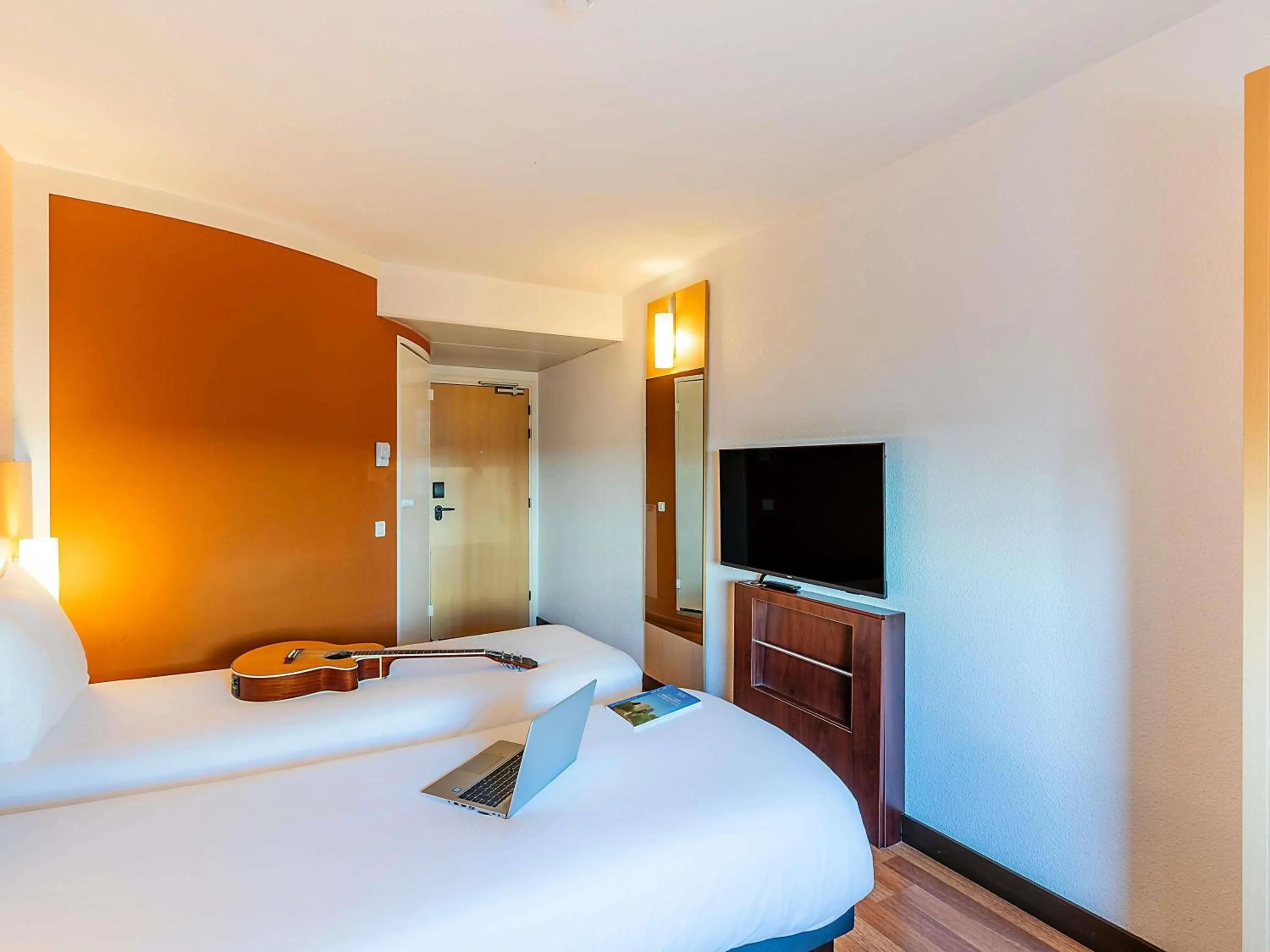 Bedroom, Bed in Hotel Ibis Lisboa Sintra