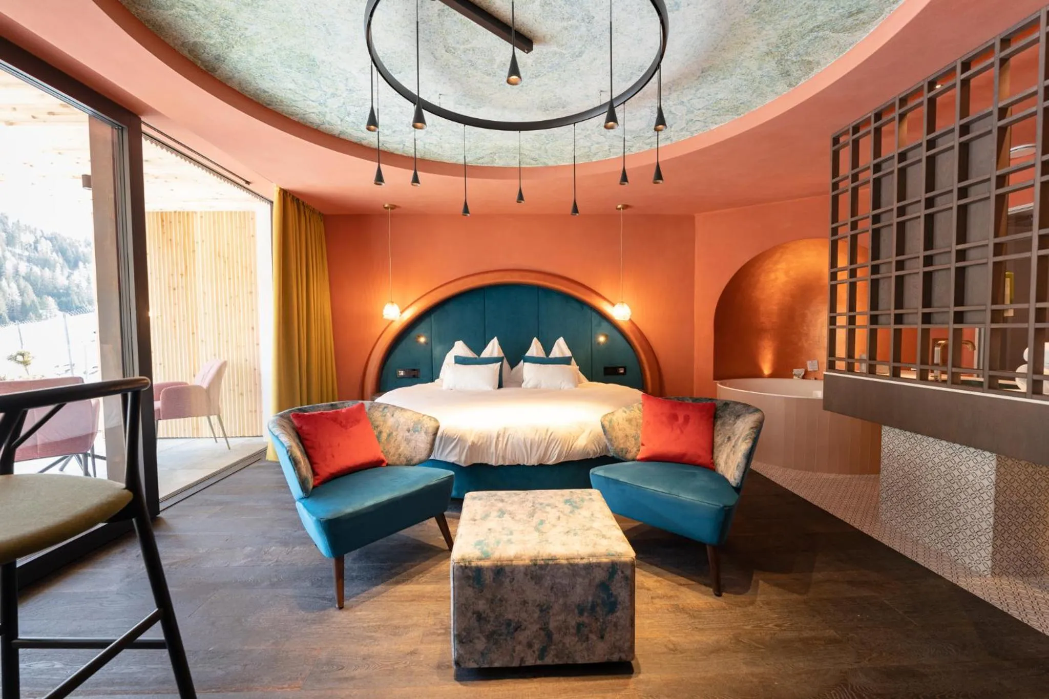 Photo of the whole room, Bed in Latemar - Hotel Suites Spa