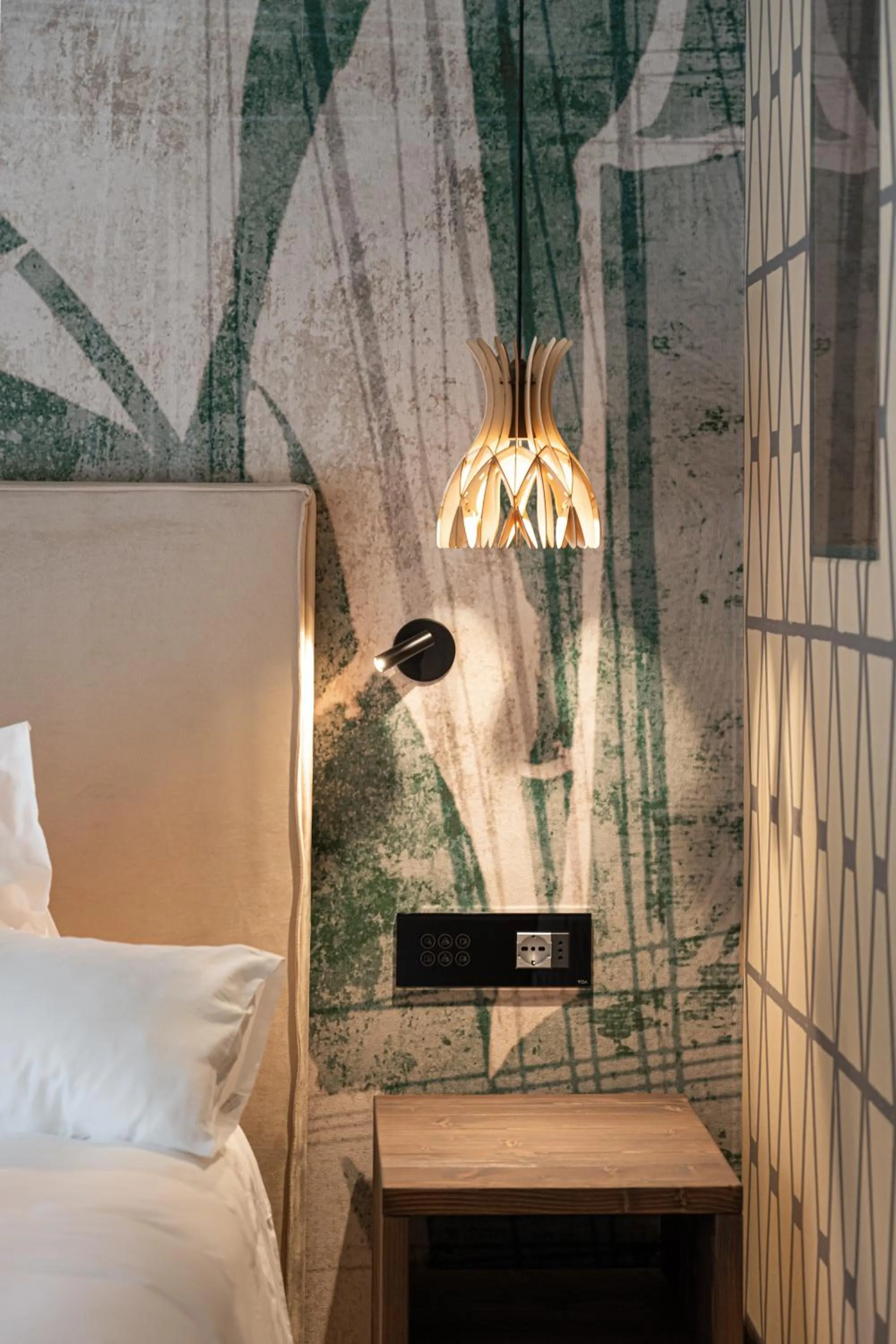 Decorative detail, Bed in Latemar - Hotel Suites Spa